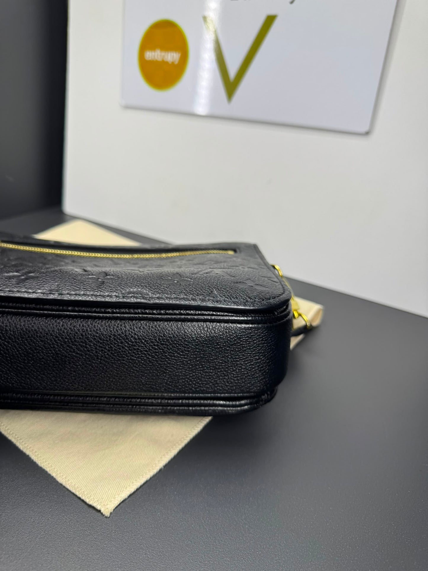 Louis Vuitton Pochette Métis,