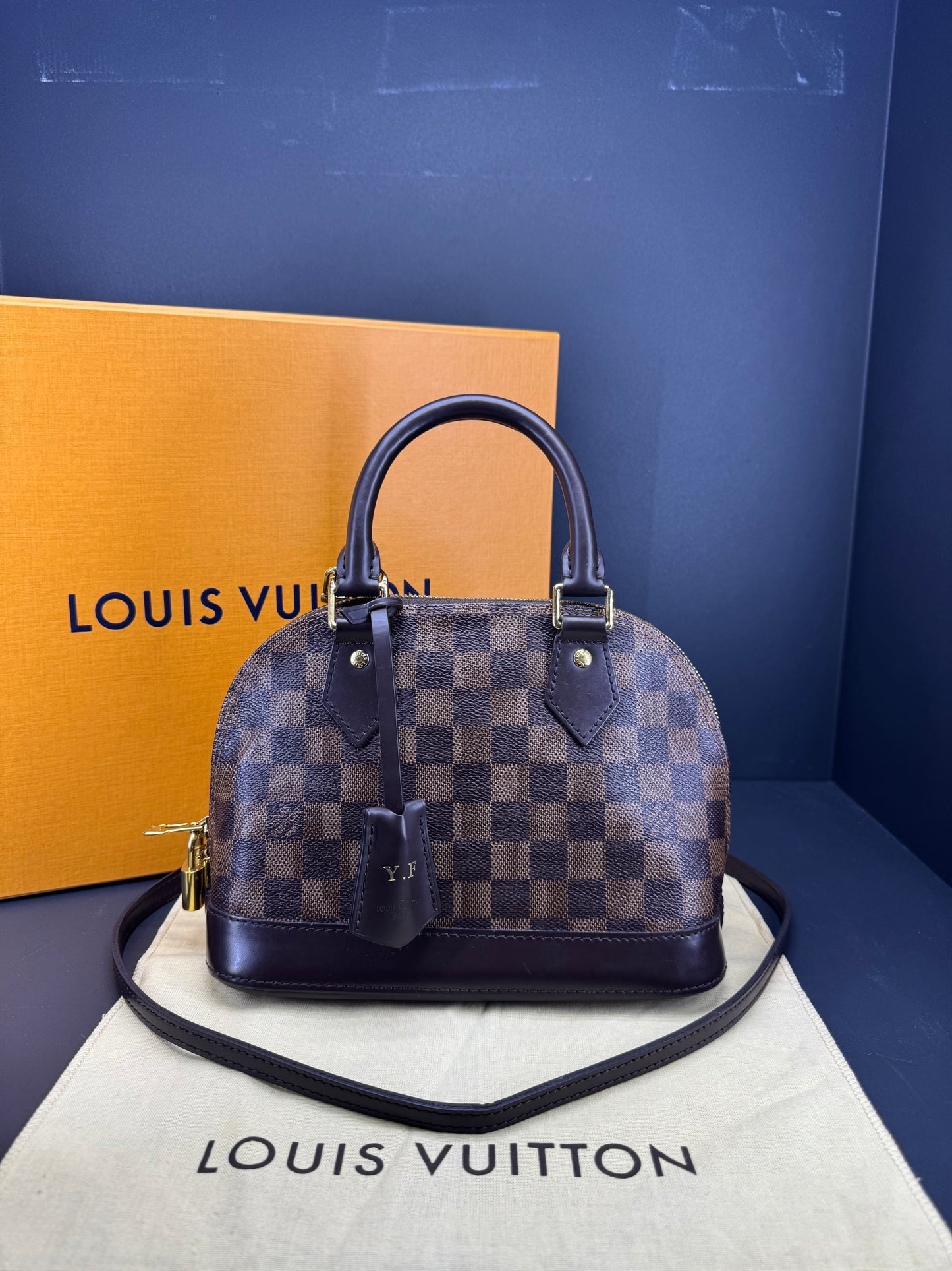 Louis Vuitton alma BB damier ebene