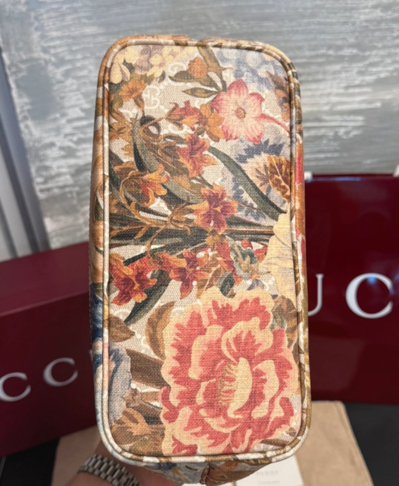 Gucci Ophidia Tote Water Flora GG Coated Canvas
Medium