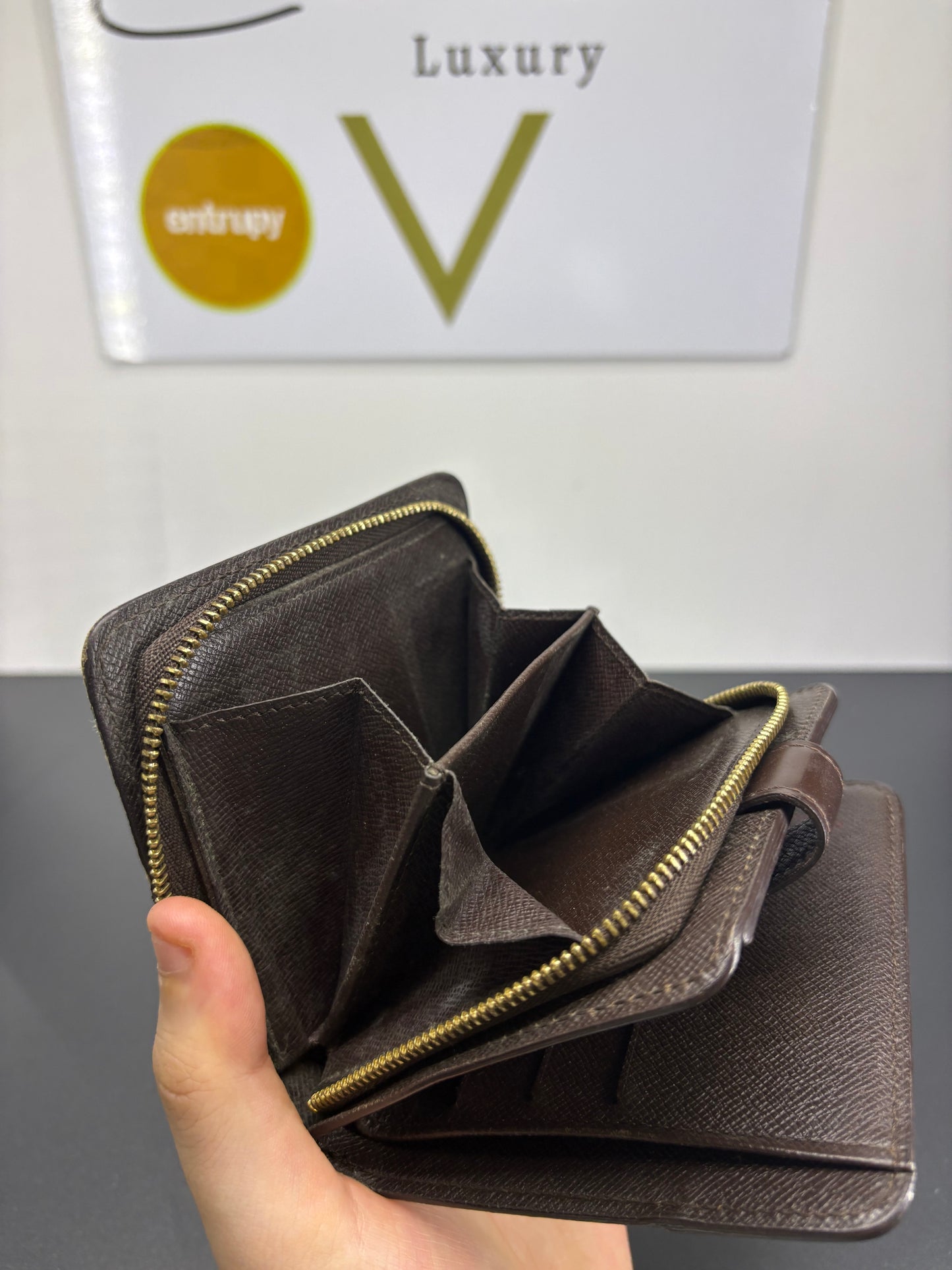 Portafoglio Compact Zip di Louis Vuitton