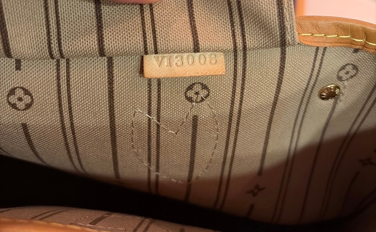 Louis Vuitton Neverfull PM