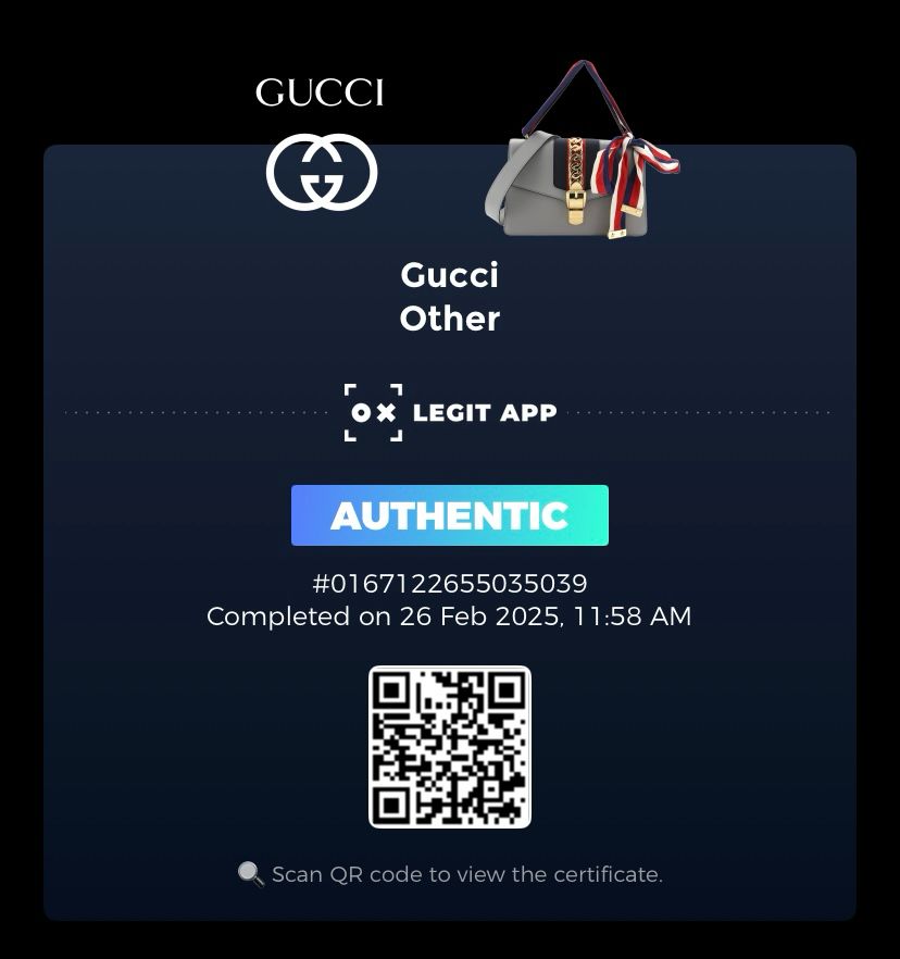 Gucci GG Supreme Eden