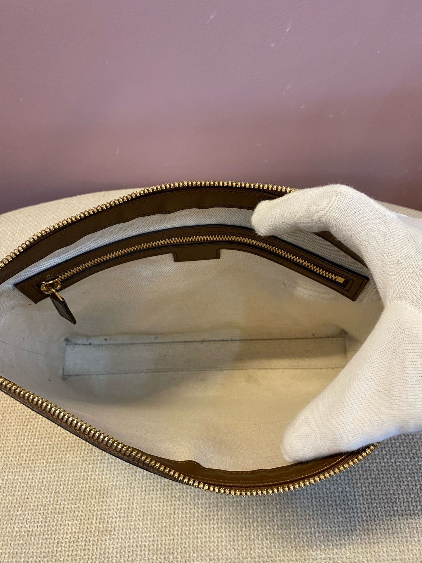 Gucci Supreme Interlocking