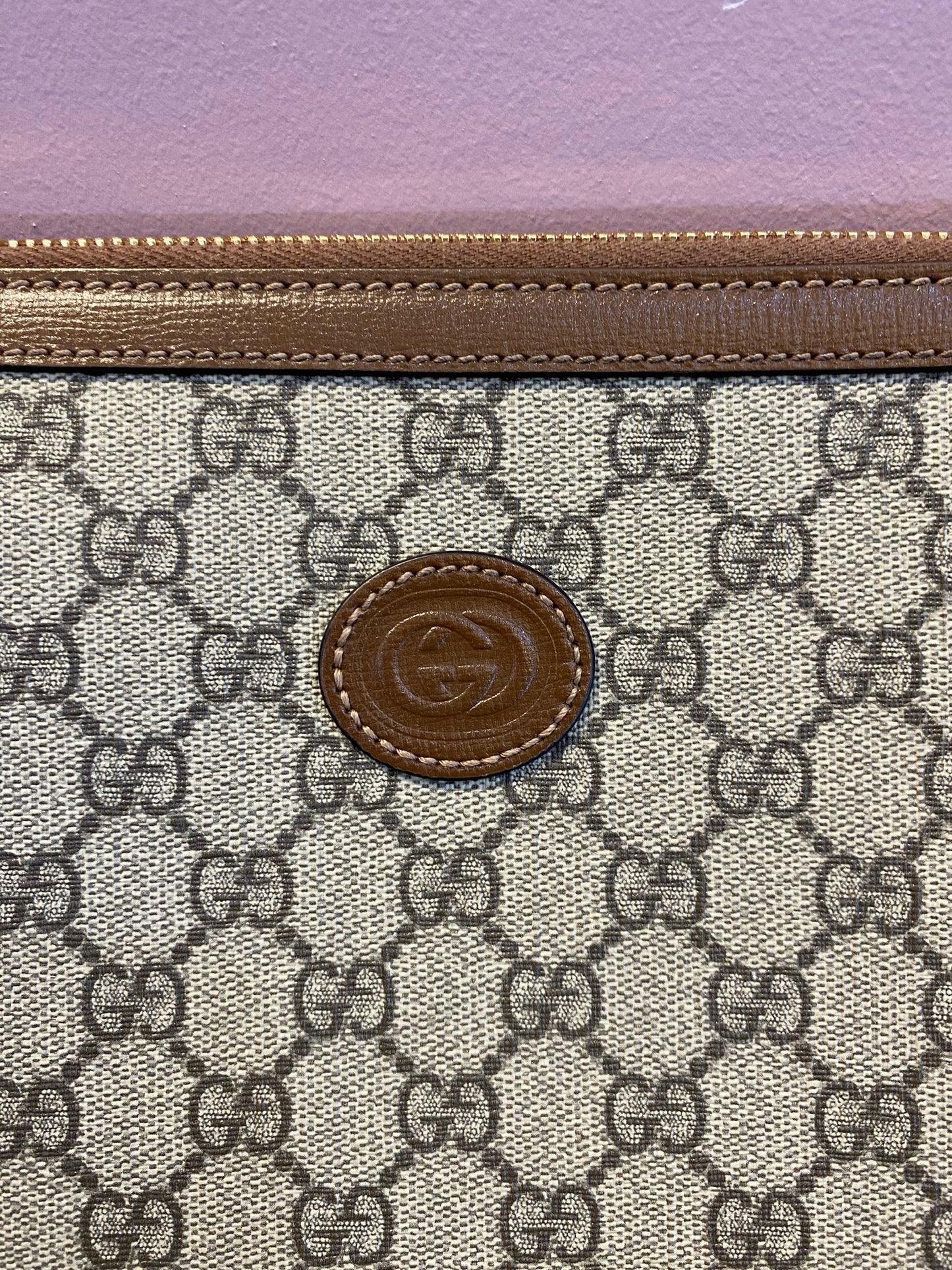 Gucci Supreme Interlocking