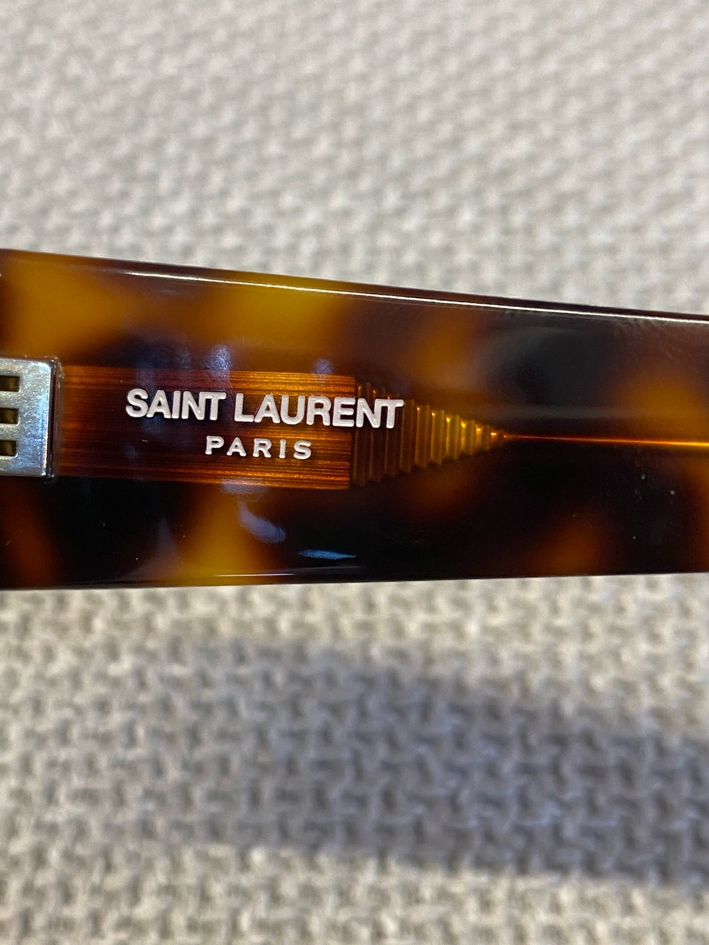 Yves Saint Laurent occhiali