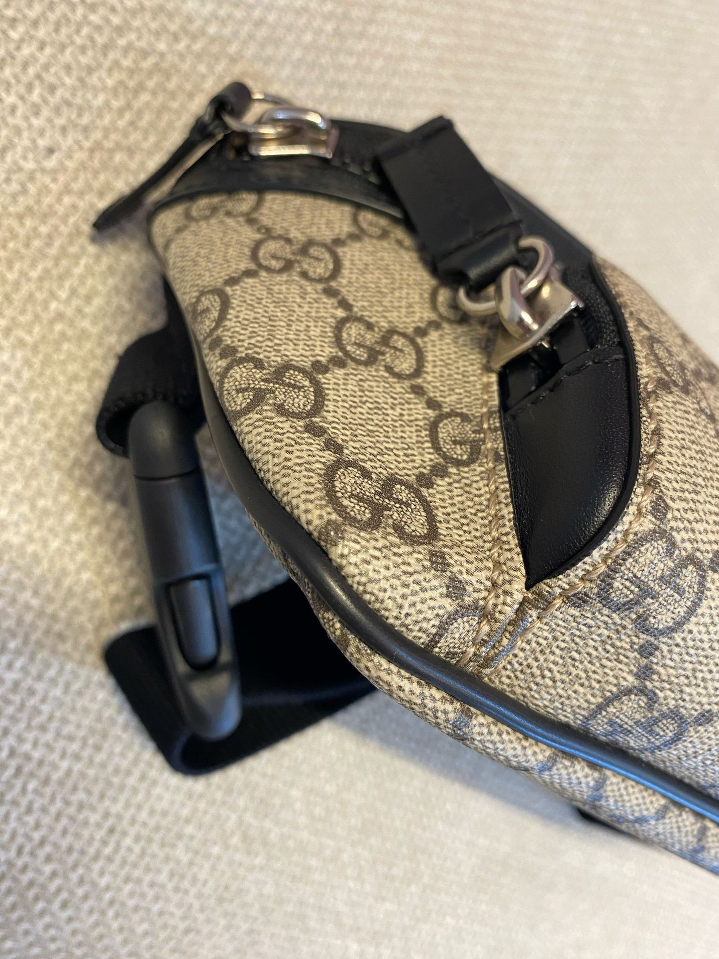 Gucci GG Supreme Eden