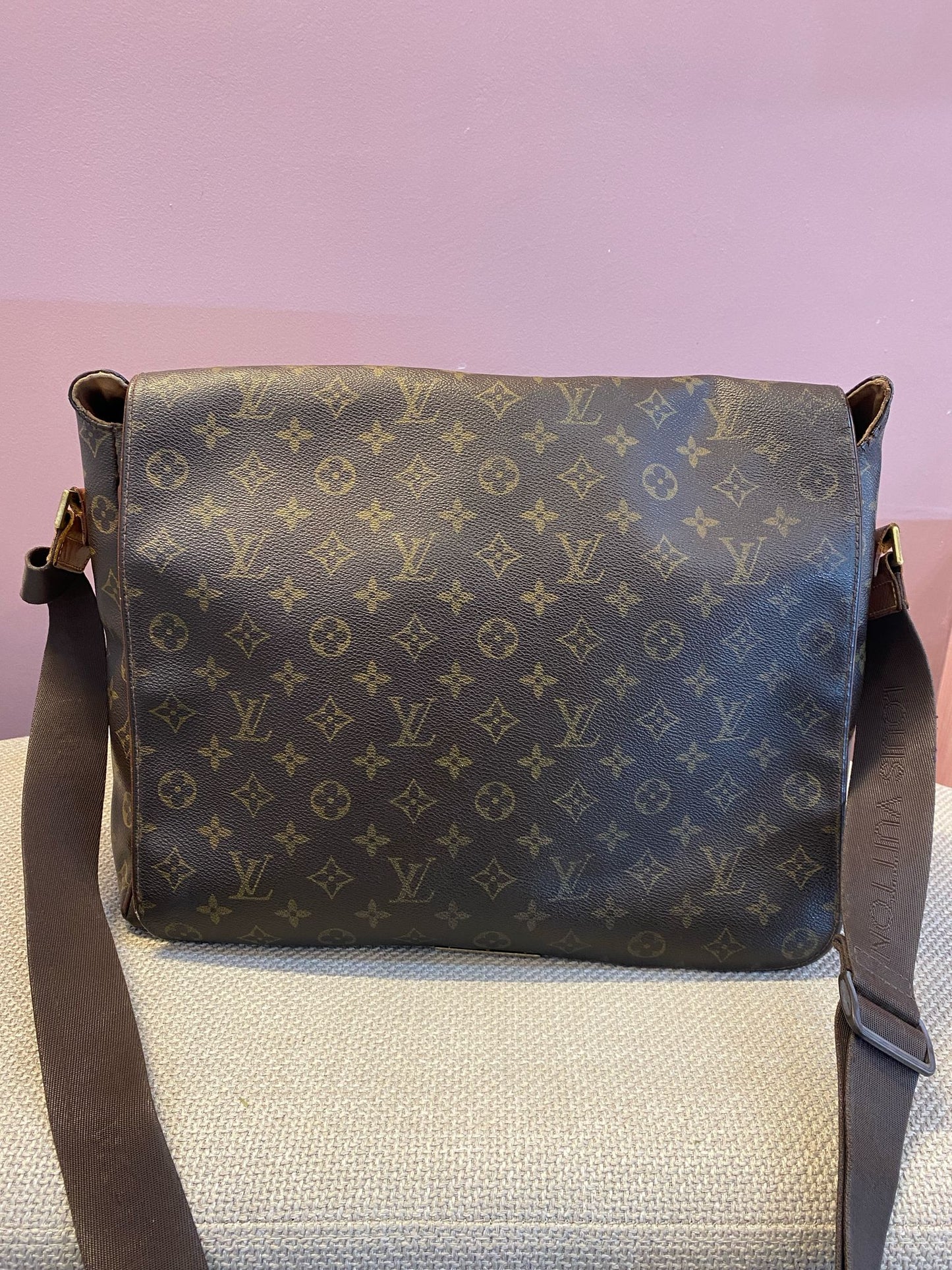 Louis Vuitton Cartella Messenger Abesses