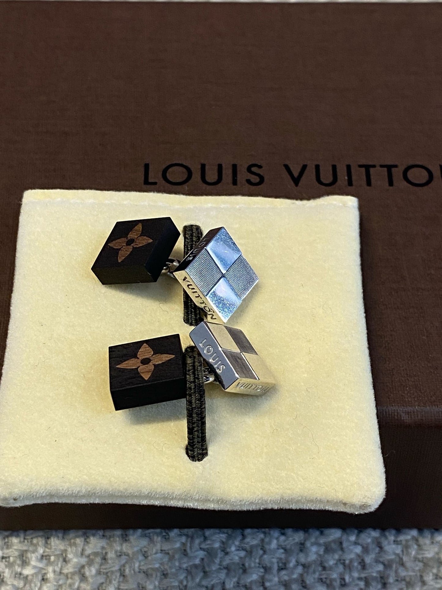 Louis Vuitton Gemelli