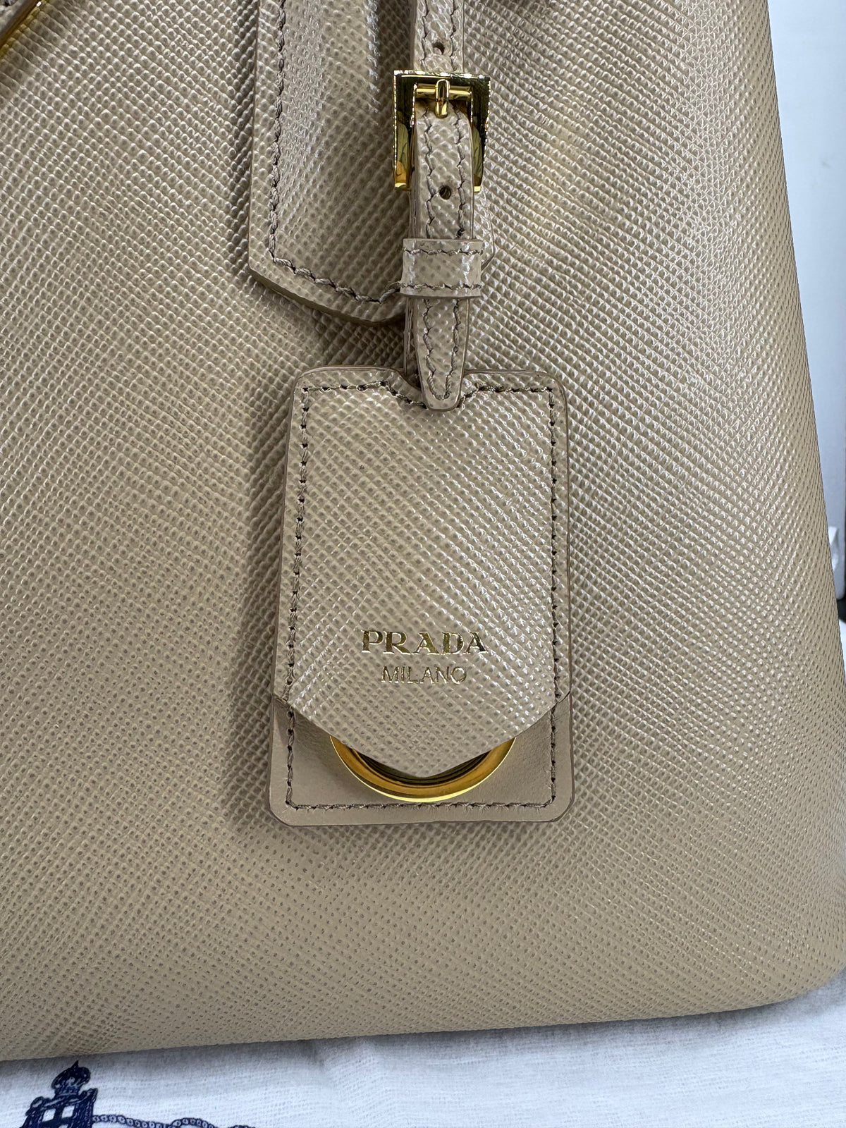 Prada Double a mano