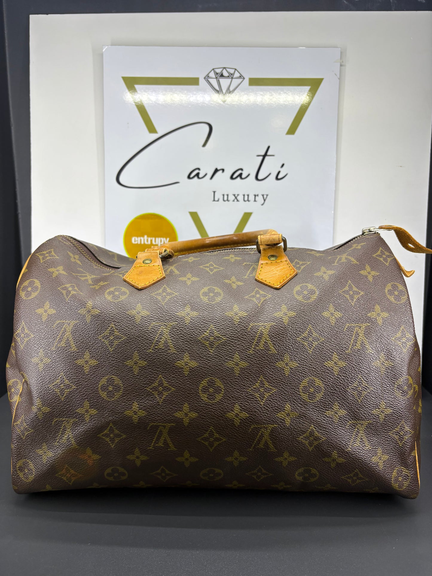Louis Vuitton Speedy