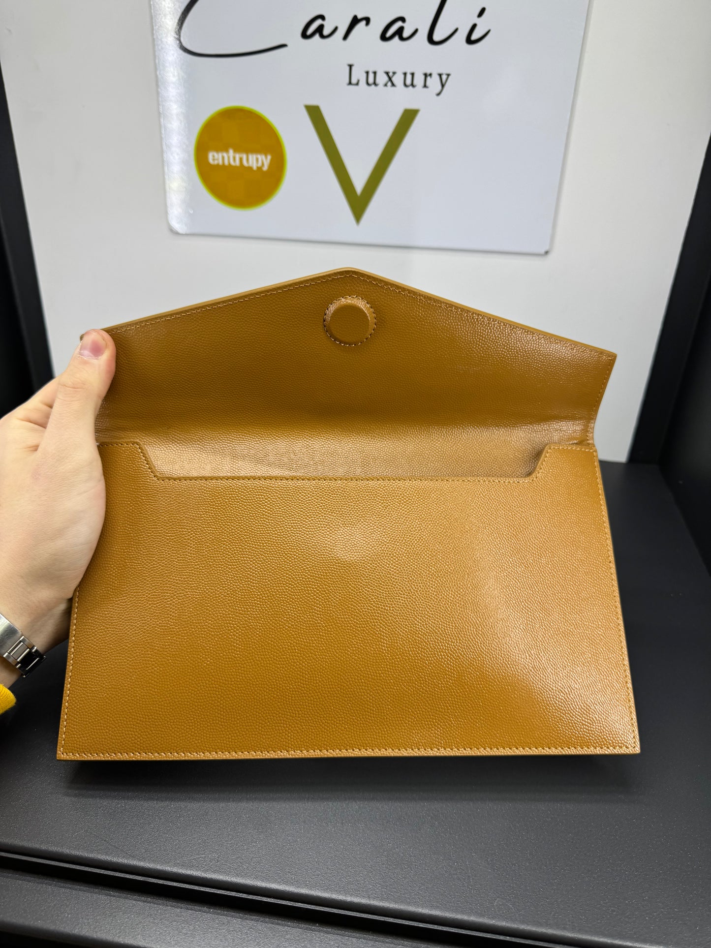Pochette Saint Laurent cammello