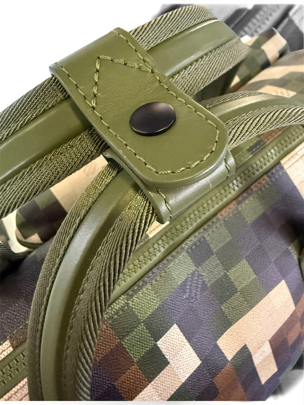Louis Vuitton Trail Keepall 55