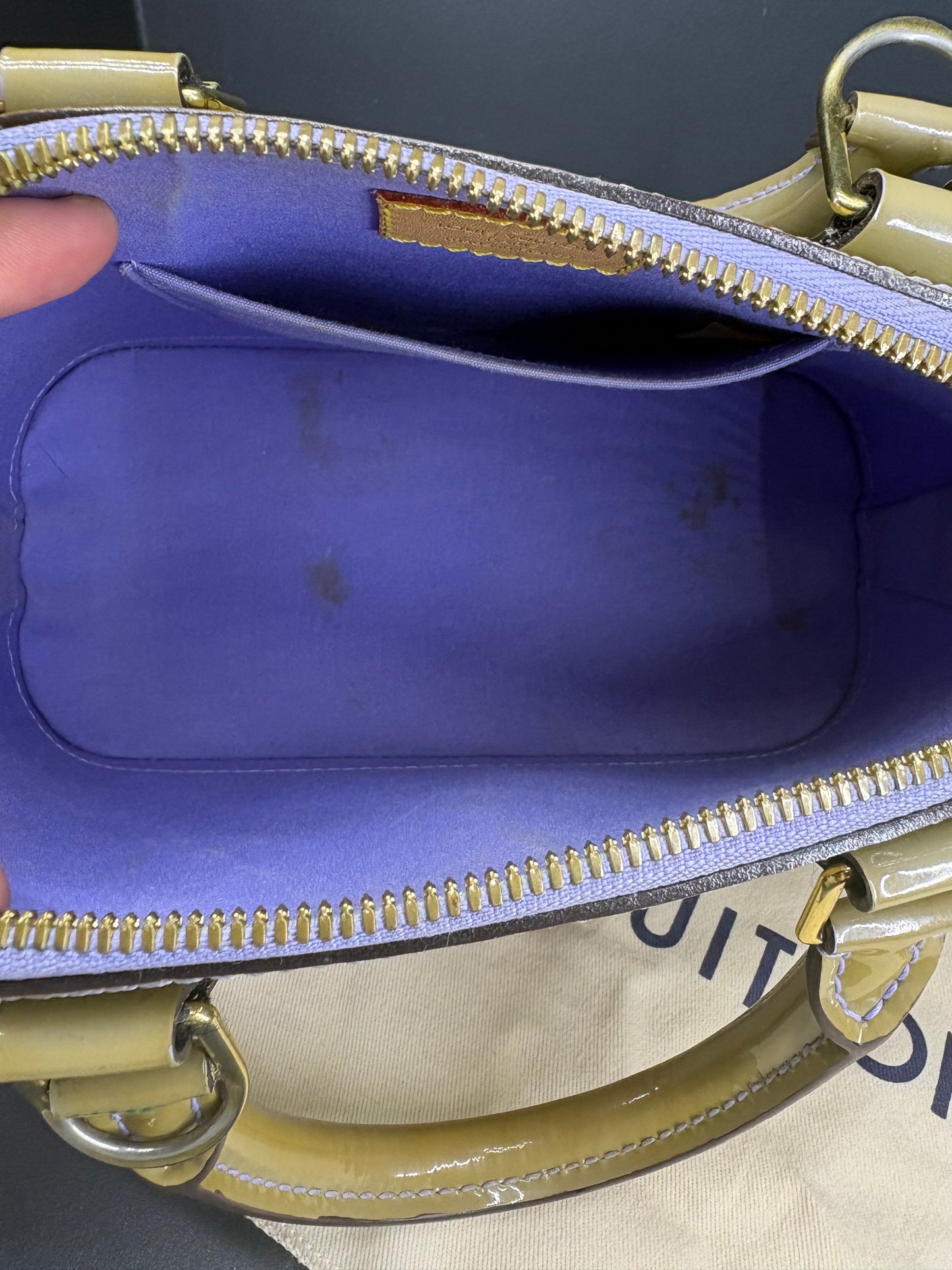 Louis Vuitton Alma BB Monogram Vernis