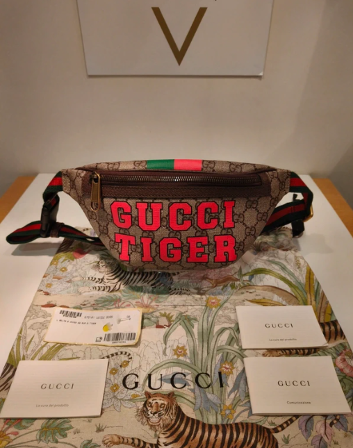 Marsupio Gucci GG Supreme Tiger