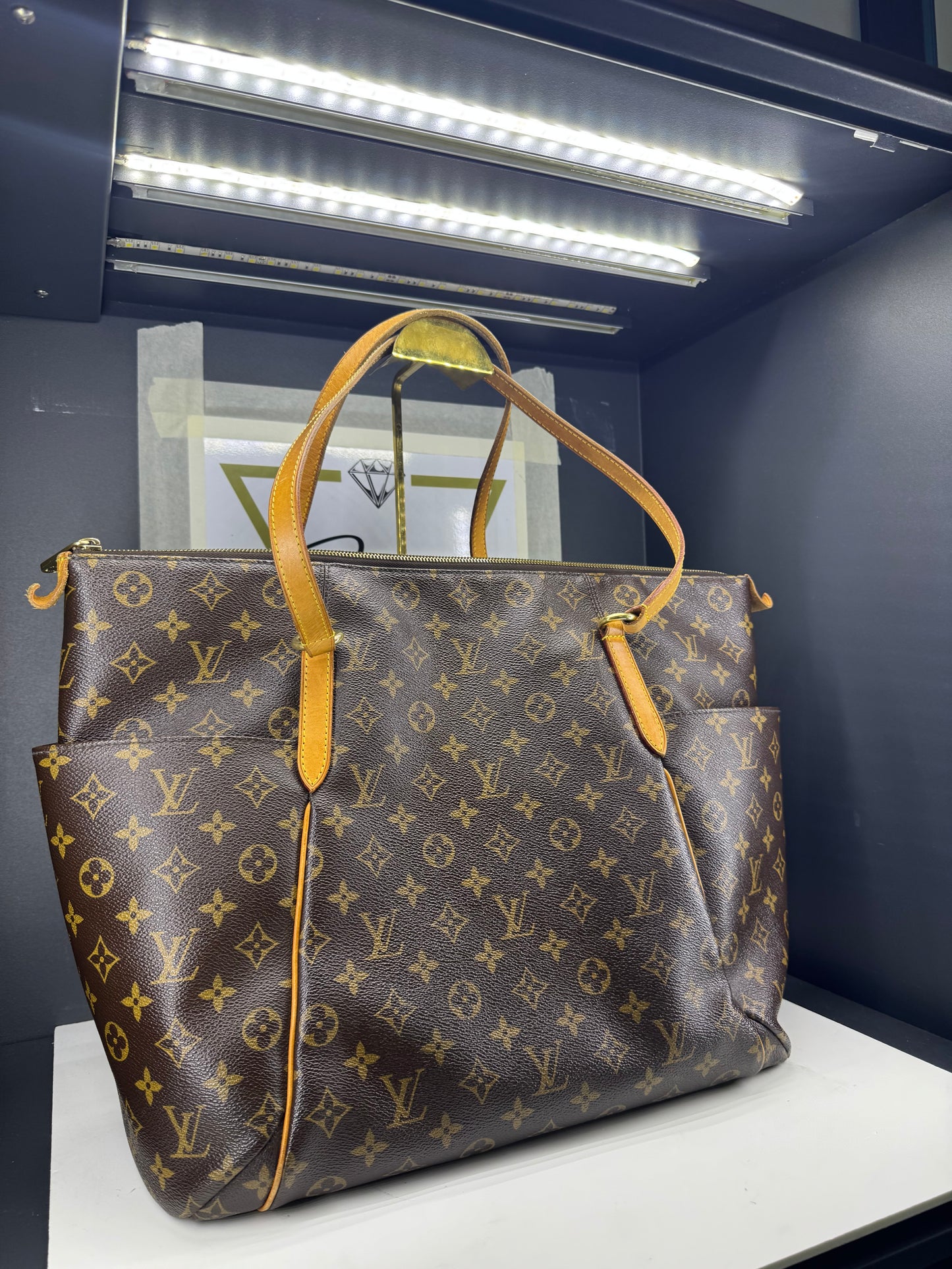 Louis Vuitton totally GM