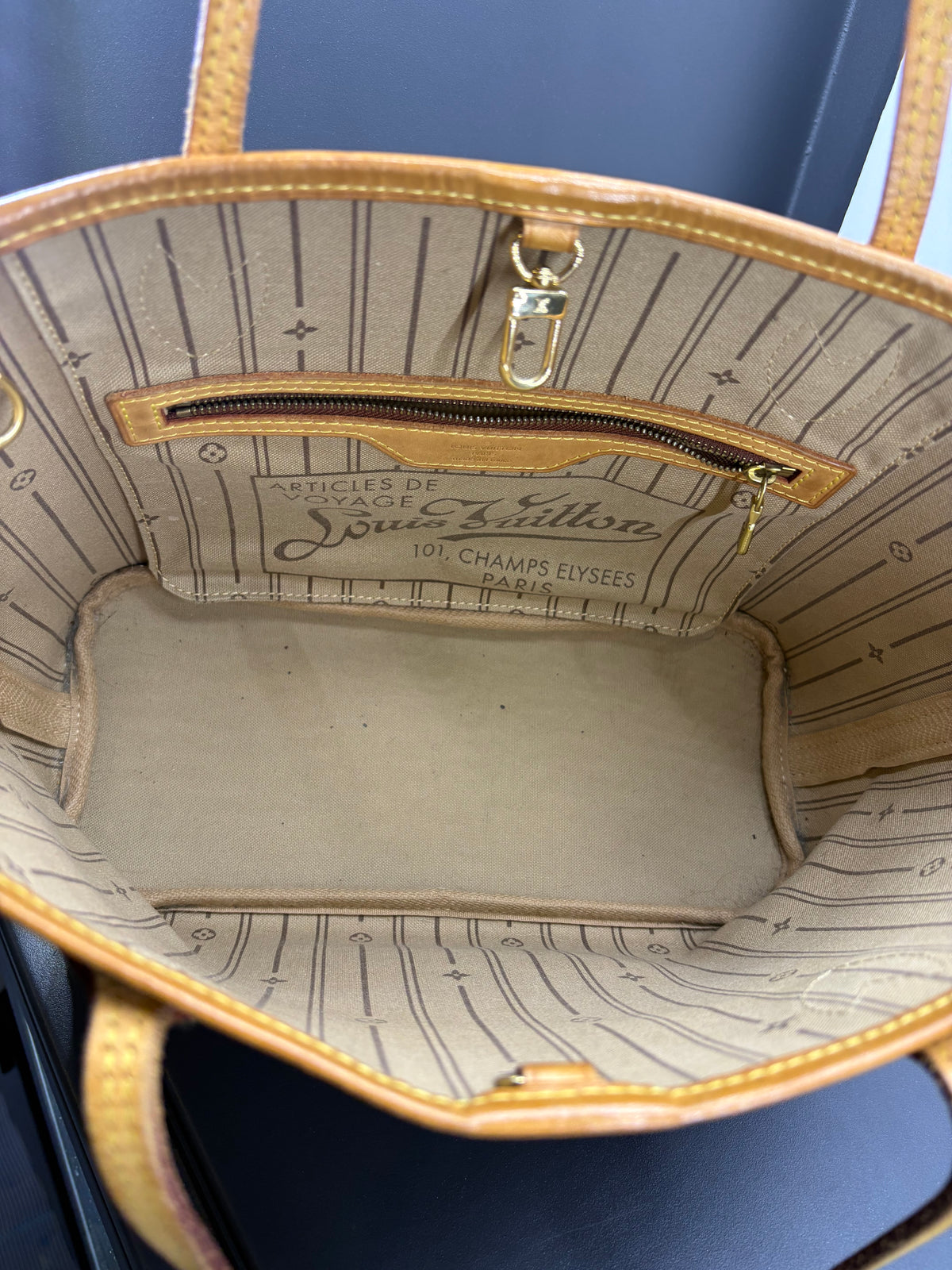 Louis Vuitton Neverfull PM
