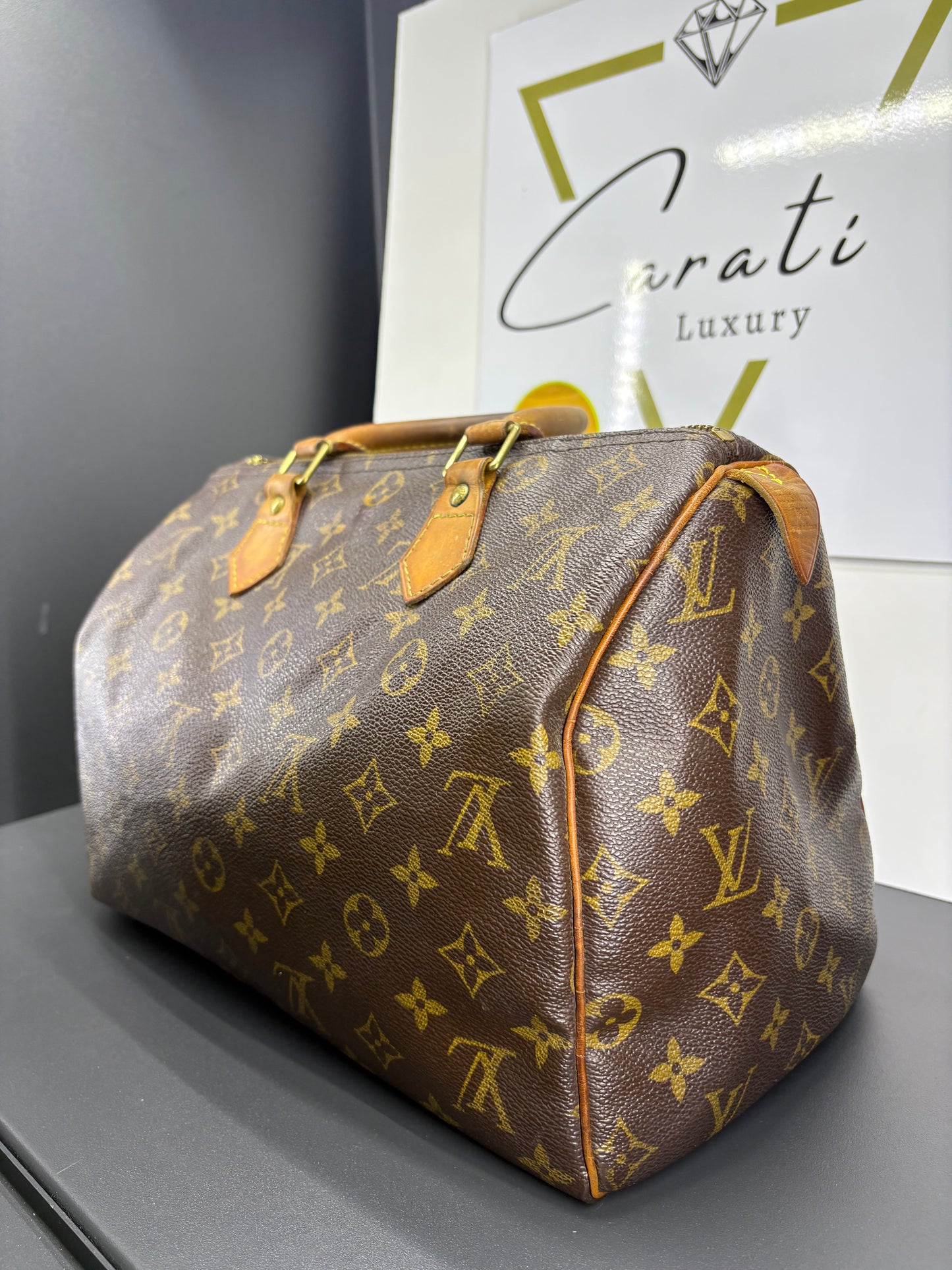 Louis Vuitton Speedy
