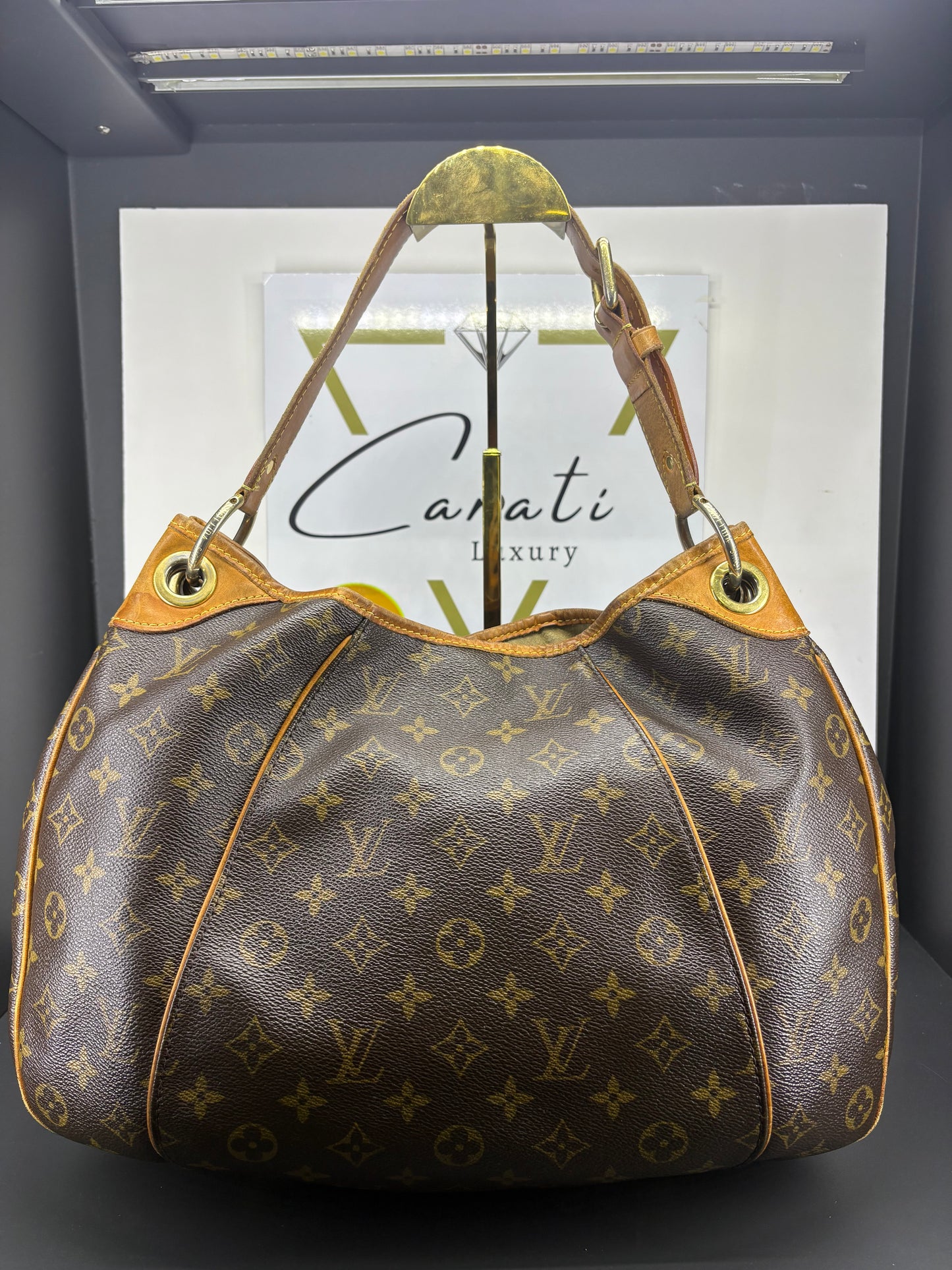 Louis Vuitton Galliera