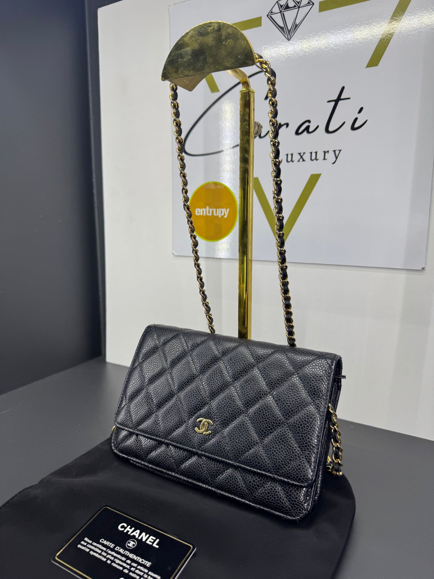 Chanel WOC in pelle caviar hardware oro