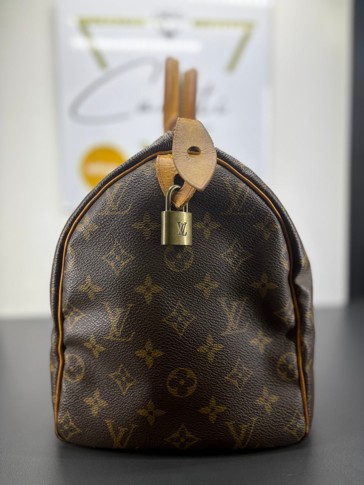 Louis Vuitton Speedy 30