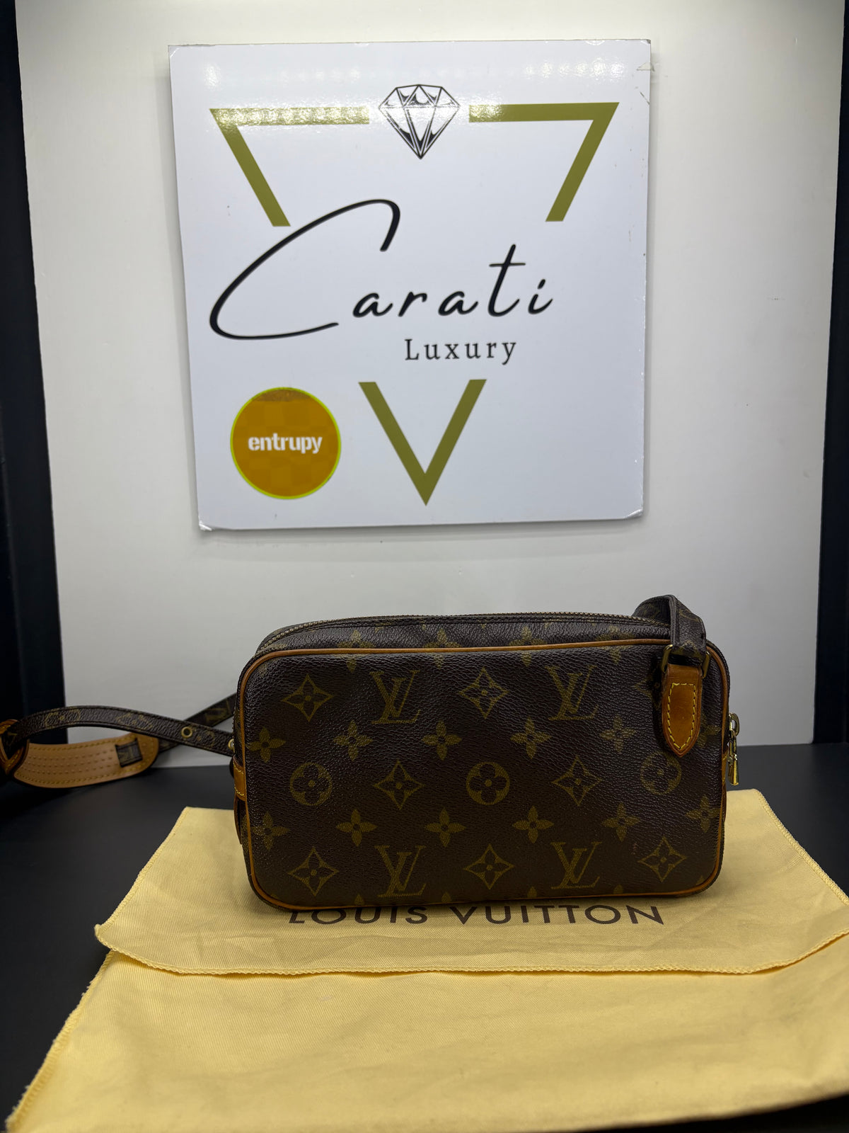 Louis Vuitton Pochette Marly Bandoulière