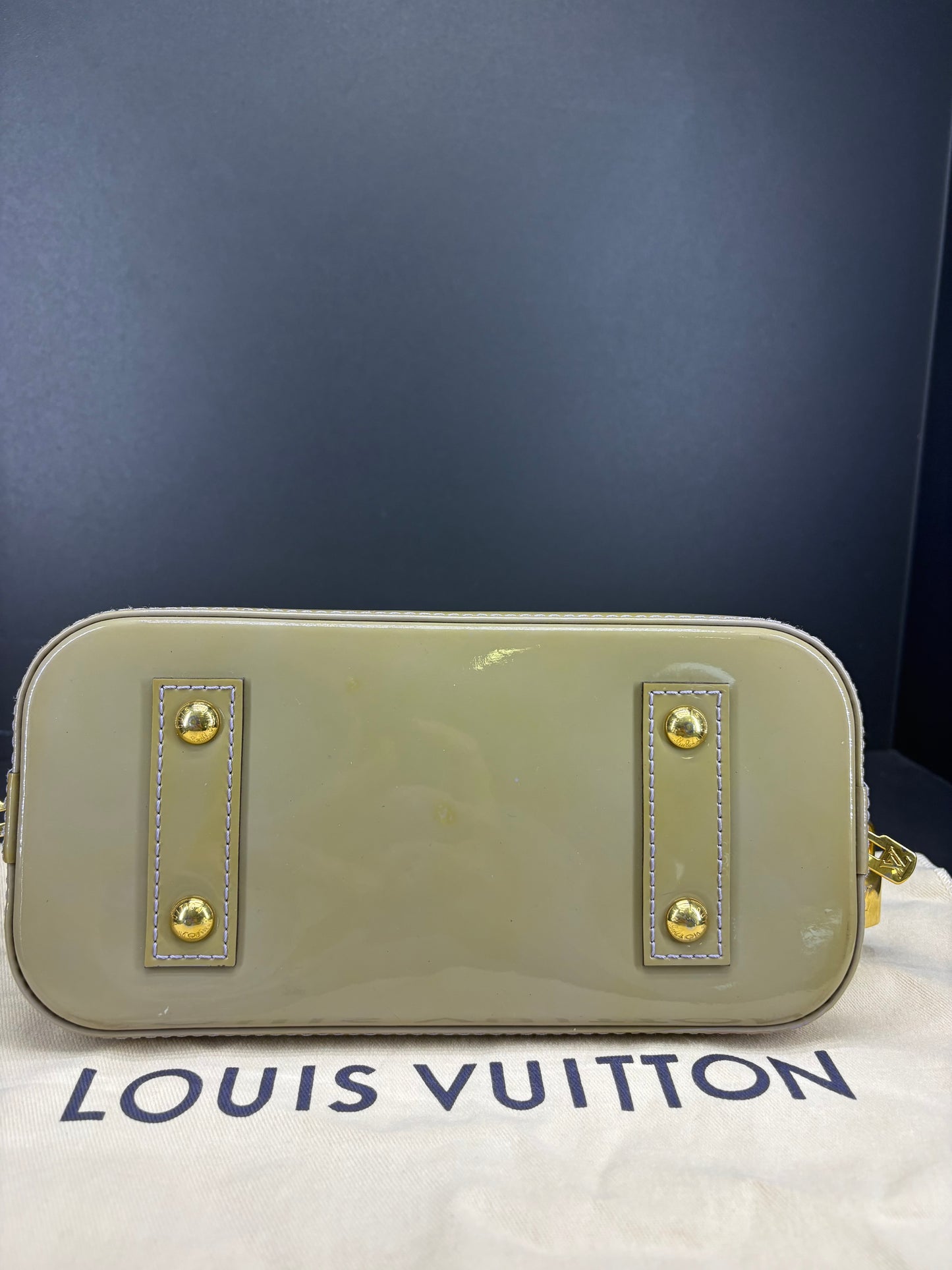 Louis Vuitton Alma BB Monogram Vernis