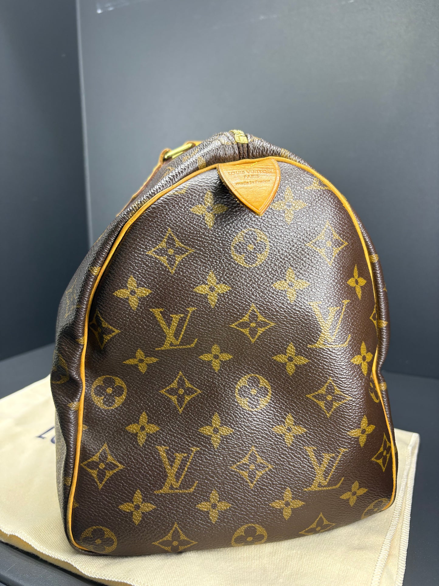 Louis Vuitton Speedy