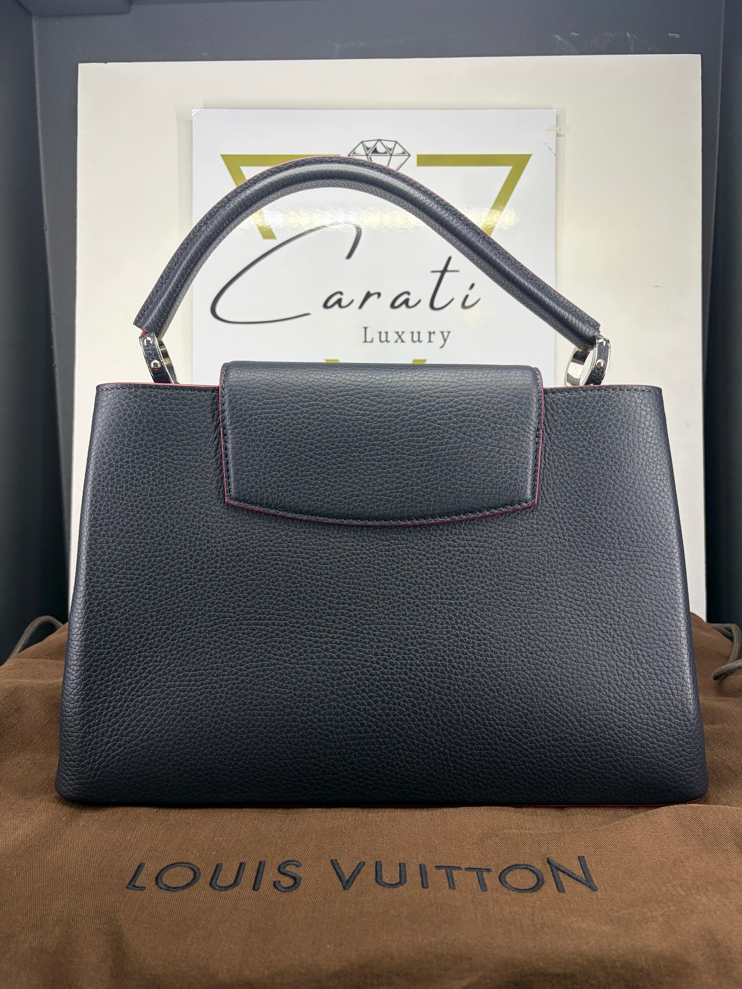 Louis Vuitton Capucines MM
