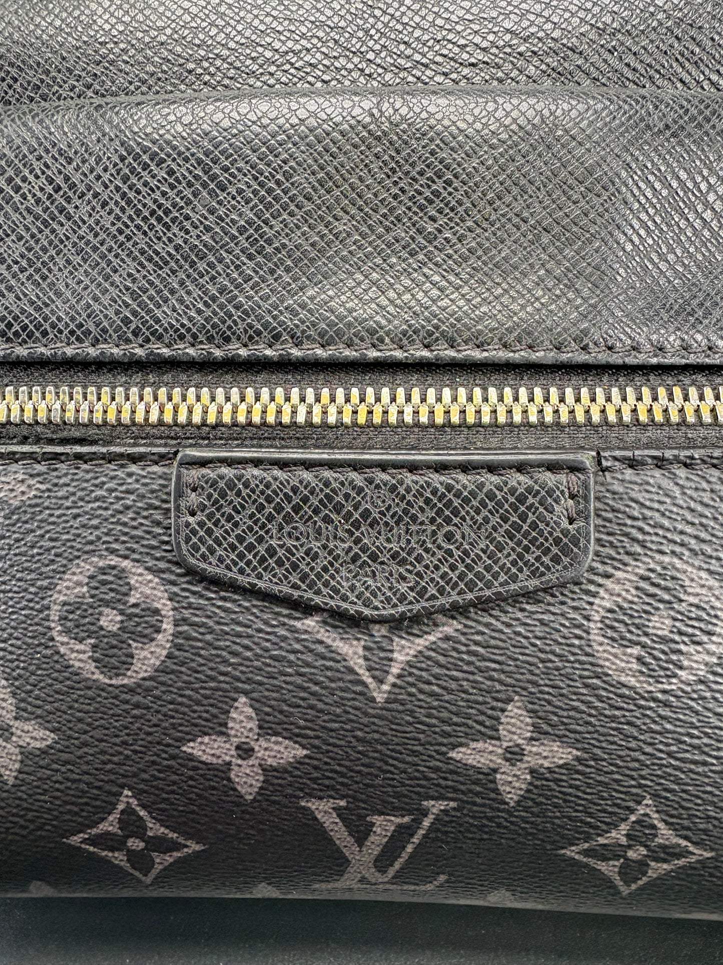 Louis Vuitton Outdoor Messenger