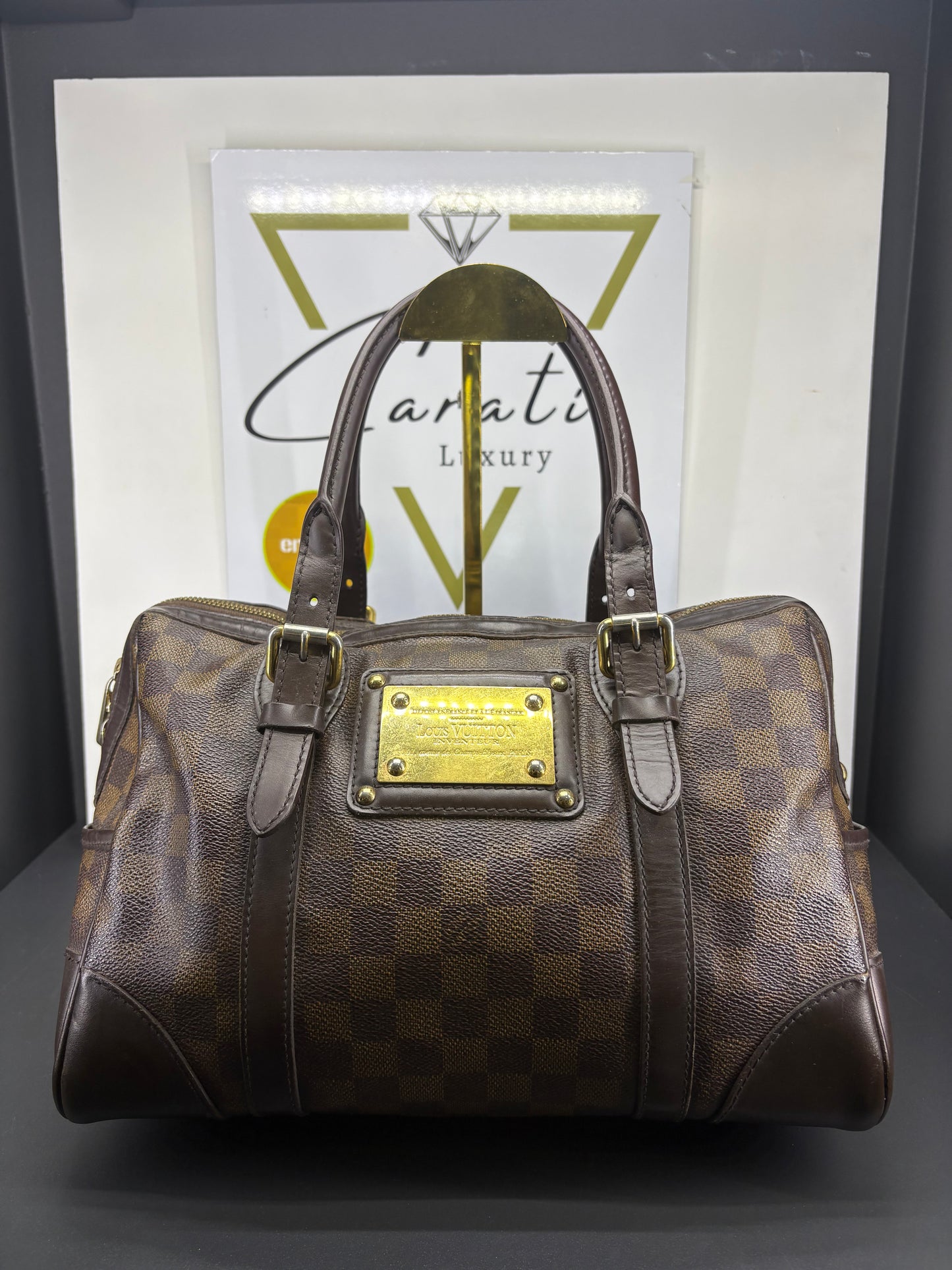 Louis Vuitton Berkeley