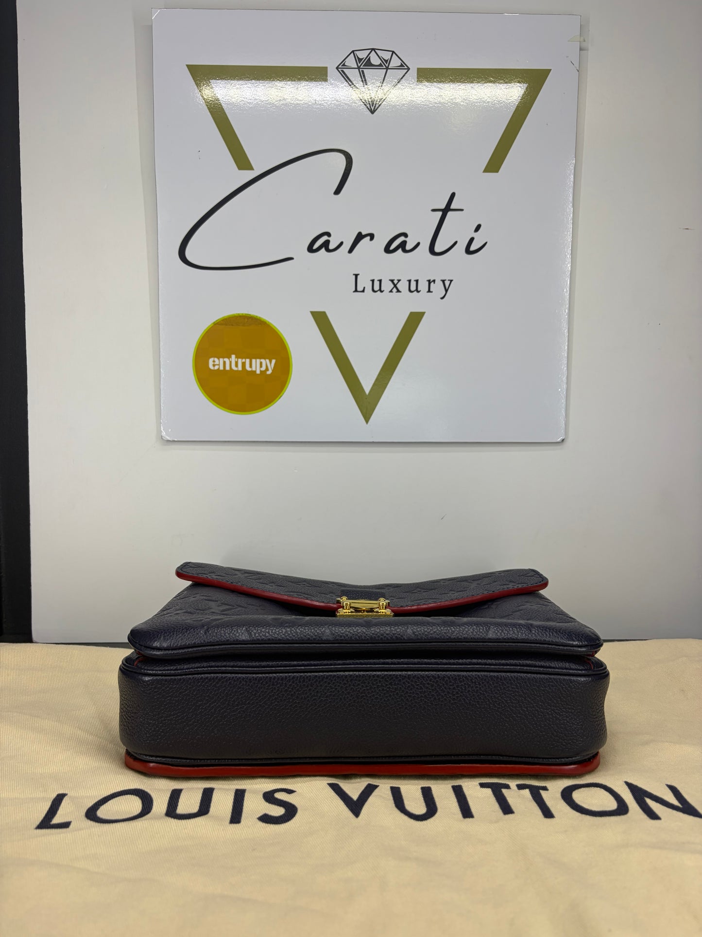 Louis Vuitton Pochette Métis