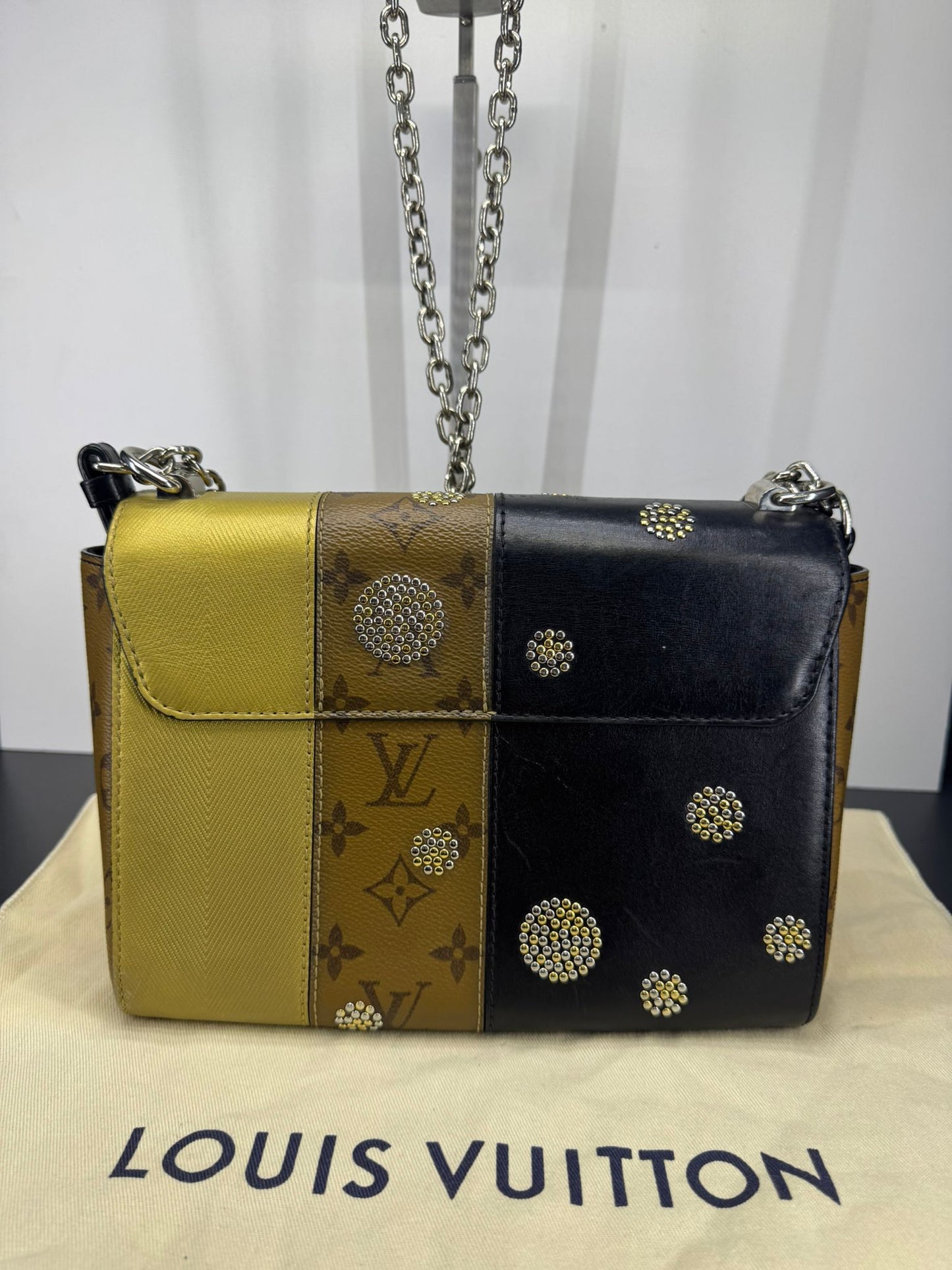 Borsa Louis Vuitton Twist MM "Night Lights