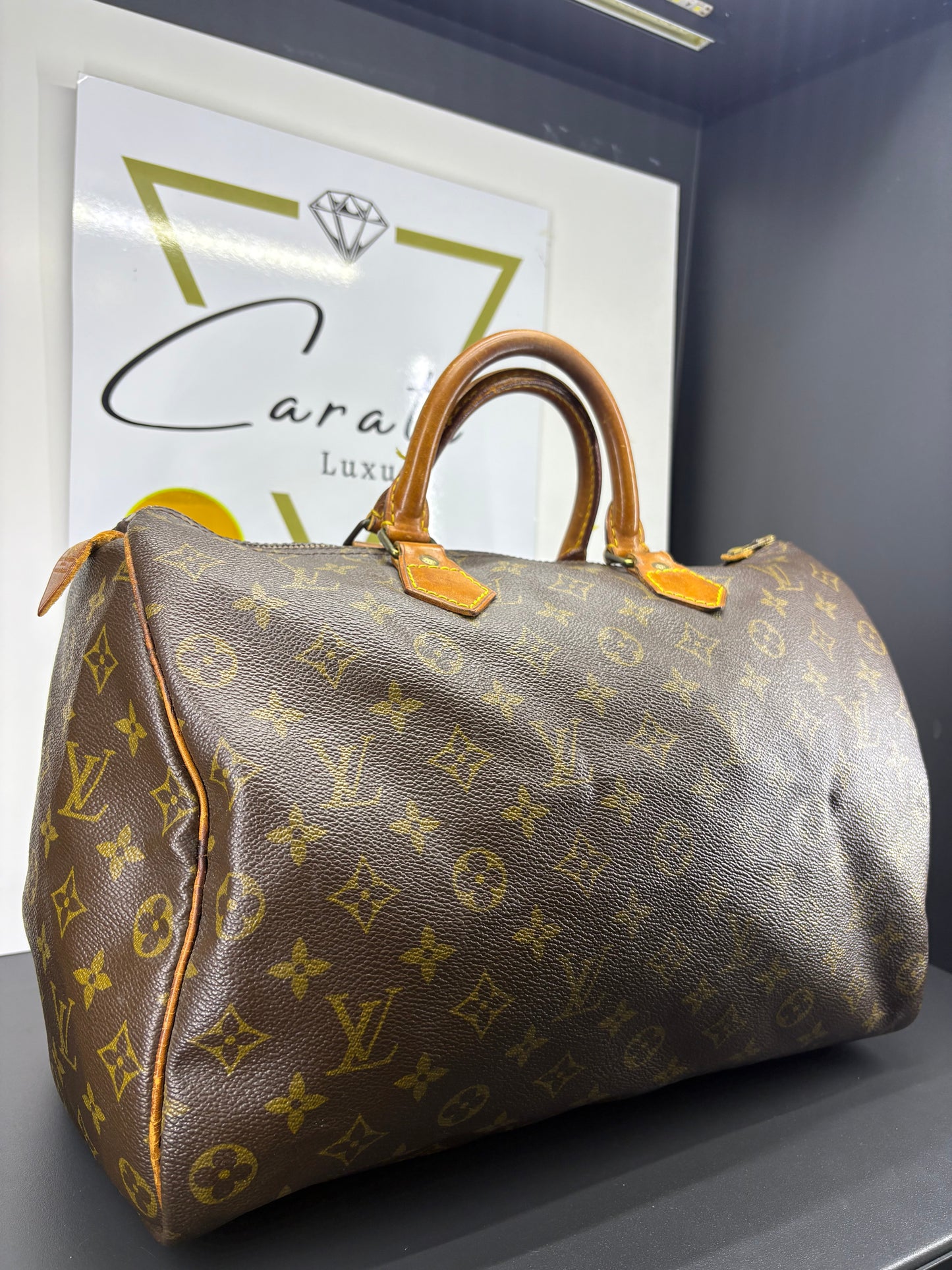 Louis Vuitton Speedy