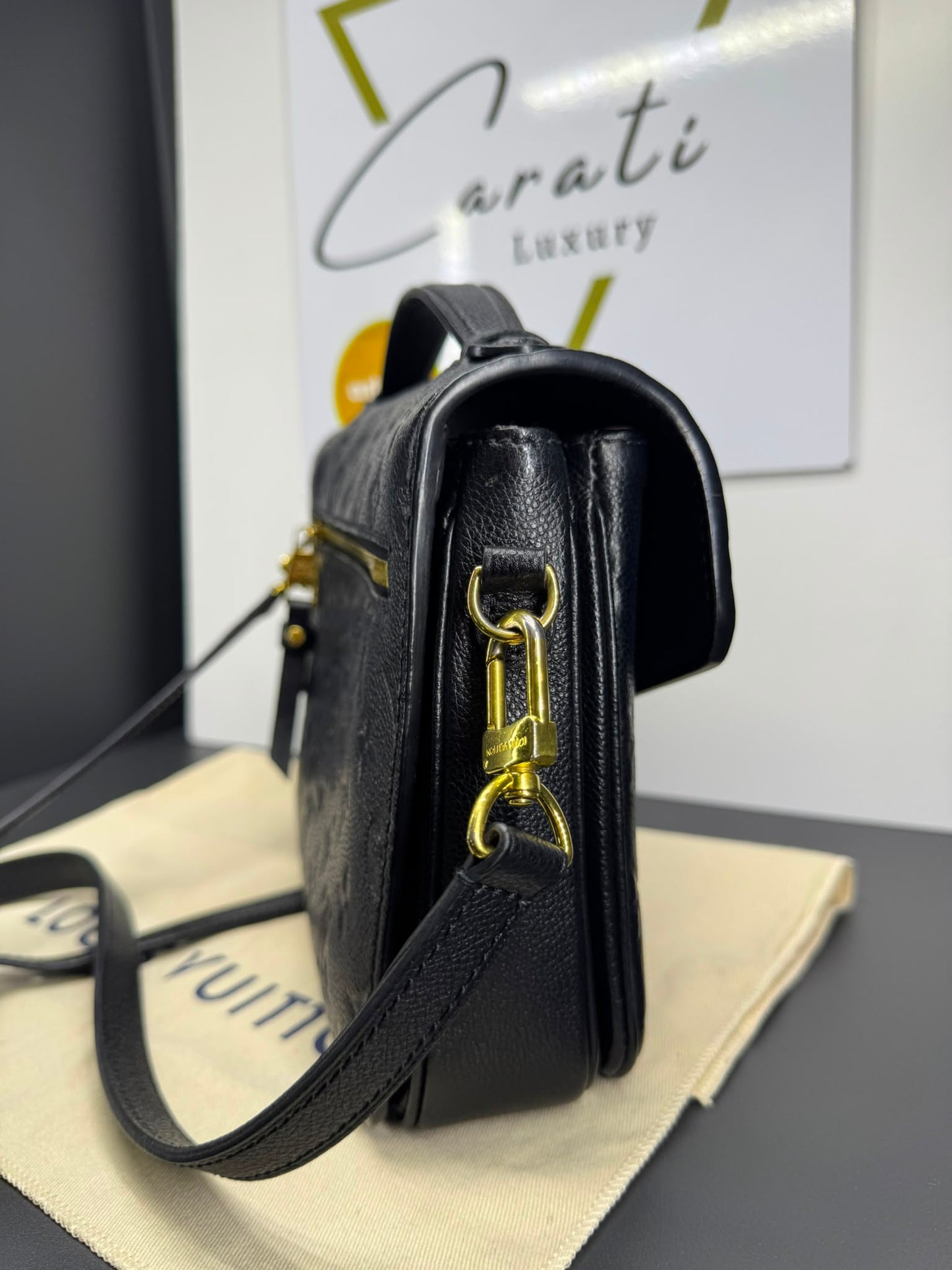 Louis Vuitton Pochette Métis,
