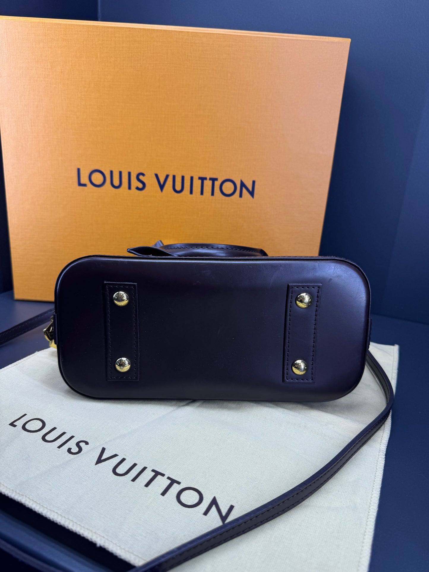 Louis Vuitton alma BB damier ebene