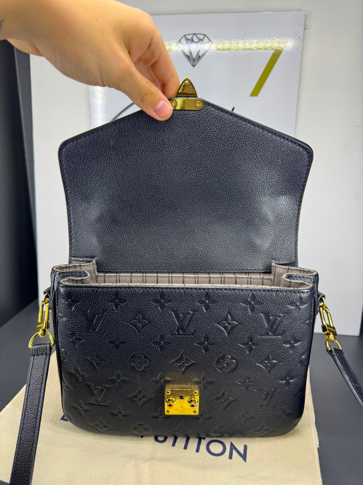 Louis Vuitton Pochette Métis,