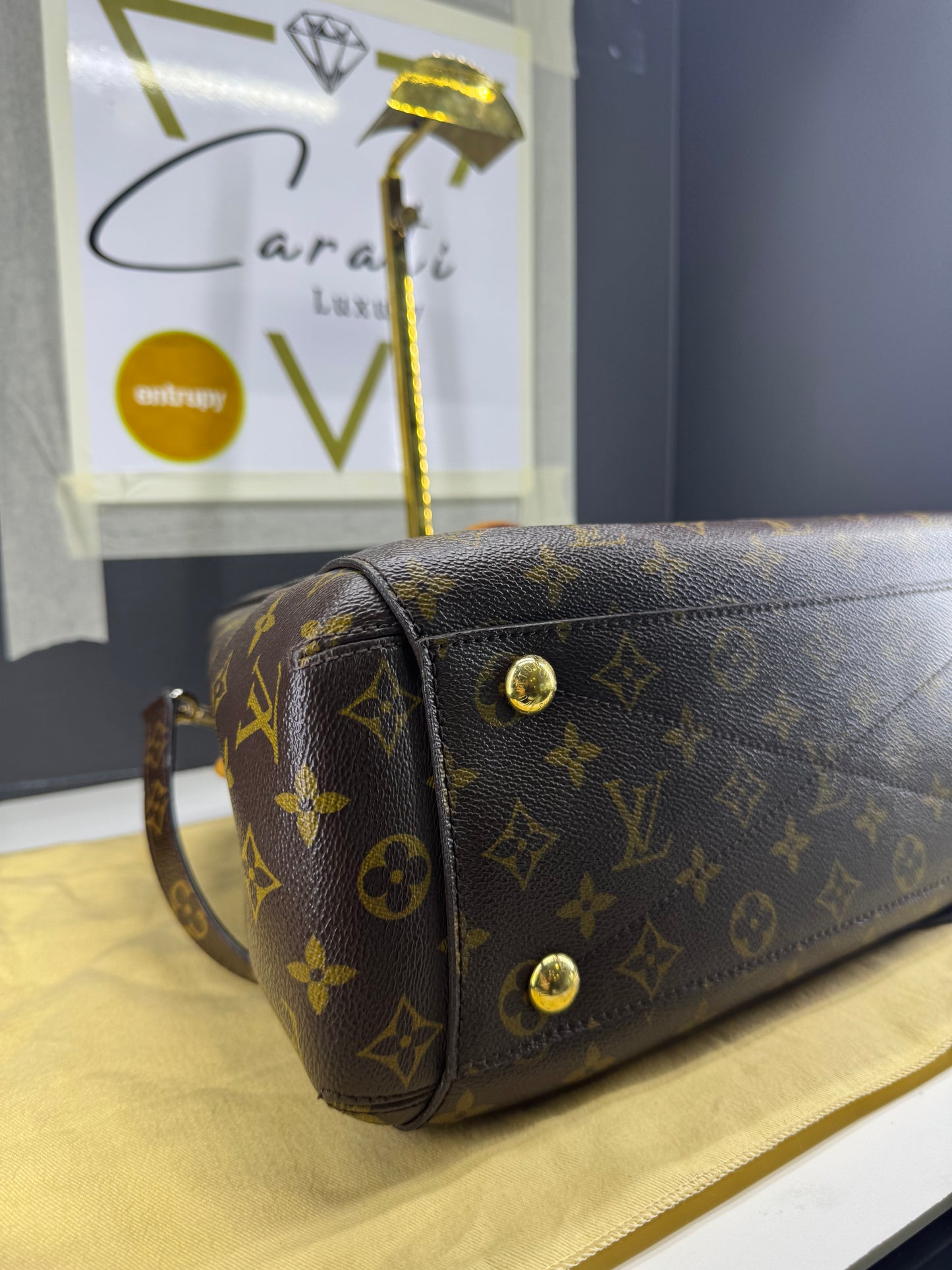 Louis Vuitton montagne MM