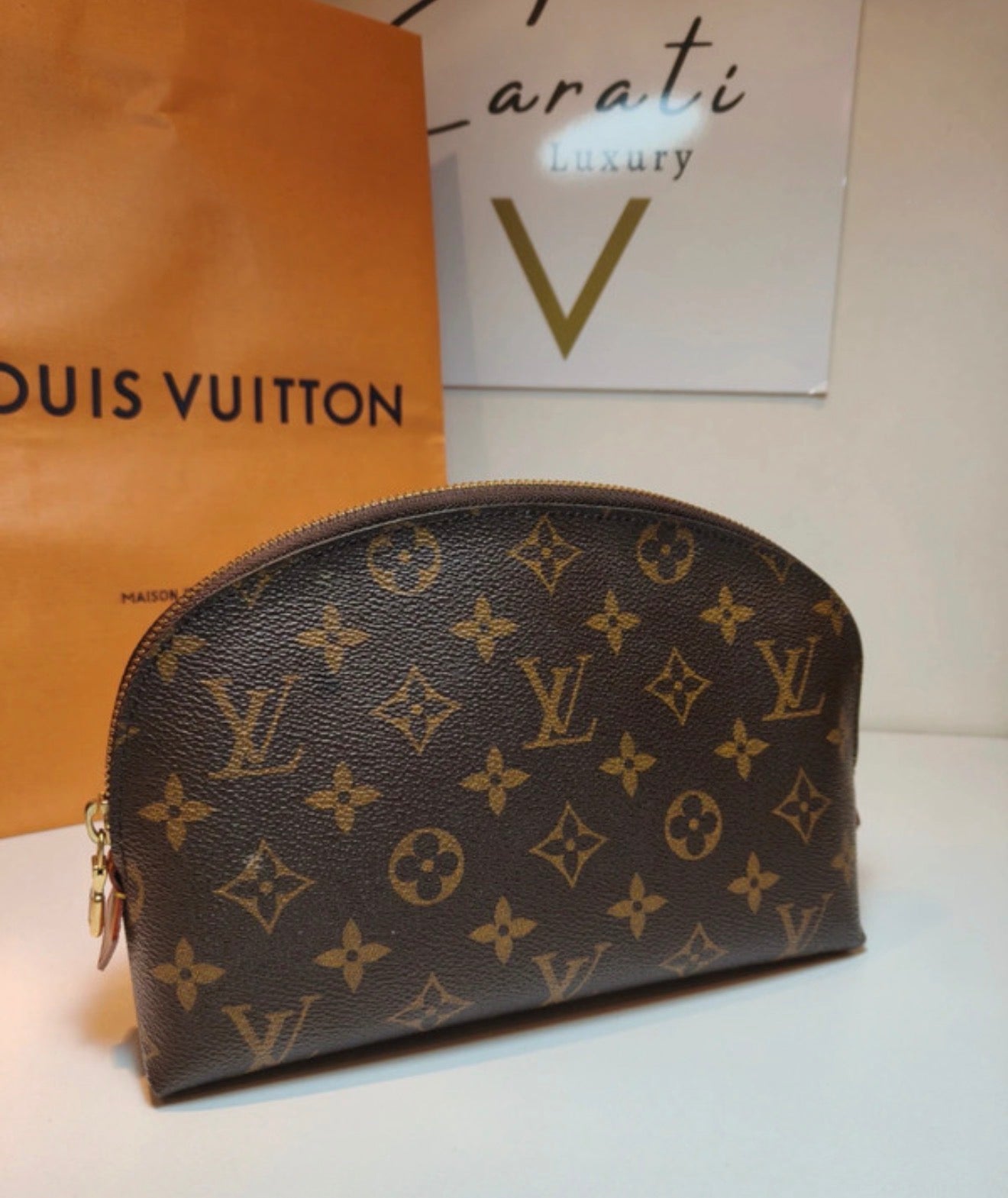 Louis Vuitton Pochette Cosmétique MM