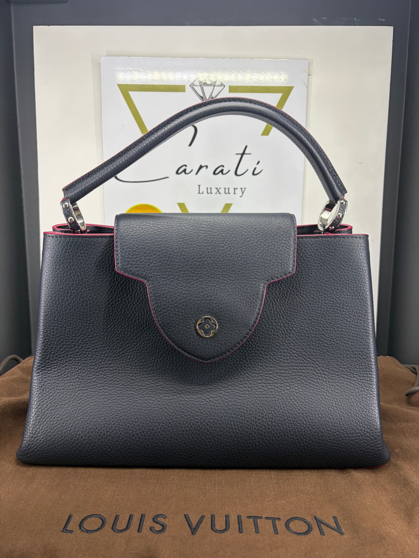 Louis Vuitton Capucines MM