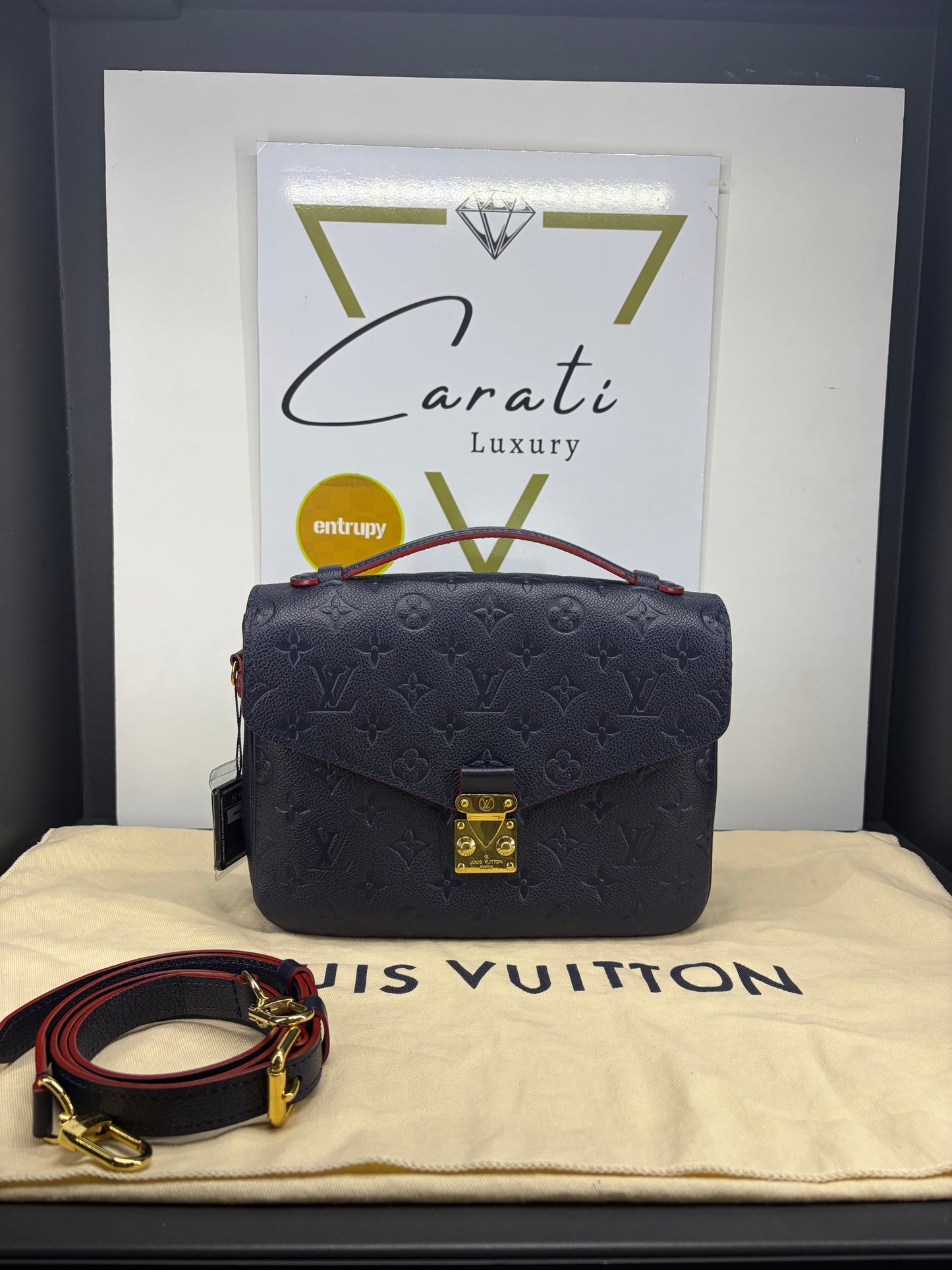Louis Vuitton Pochette Métis