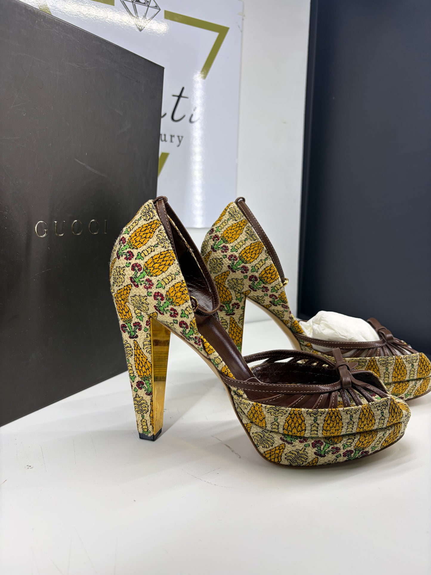Gucci sandali con plateau