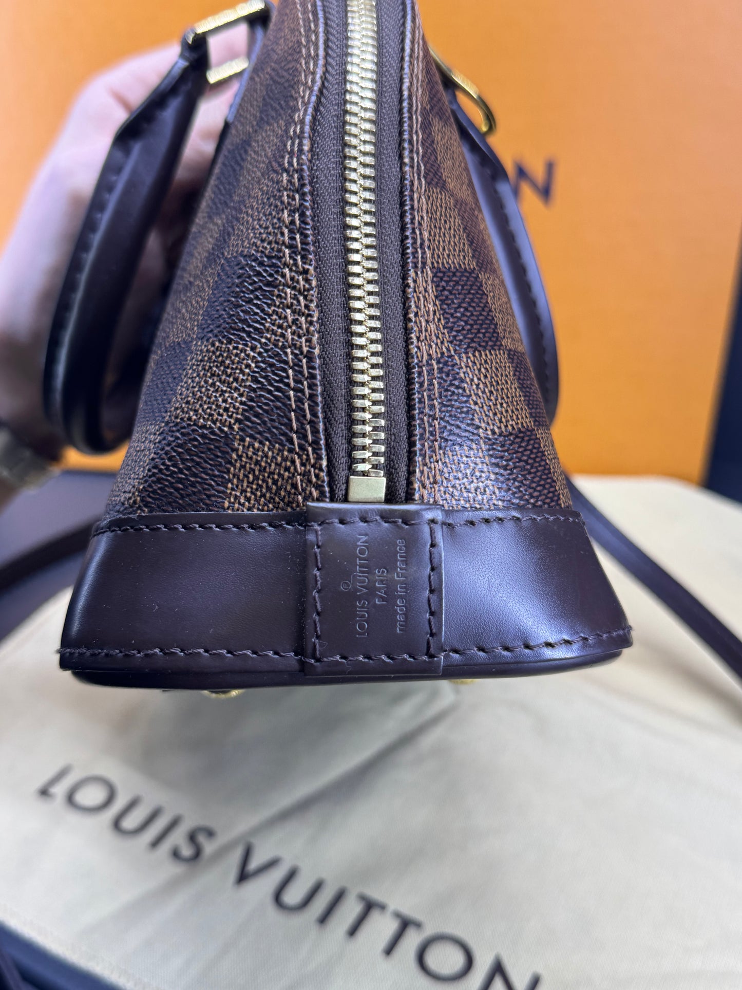 Louis Vuitton alma BB damier ebene