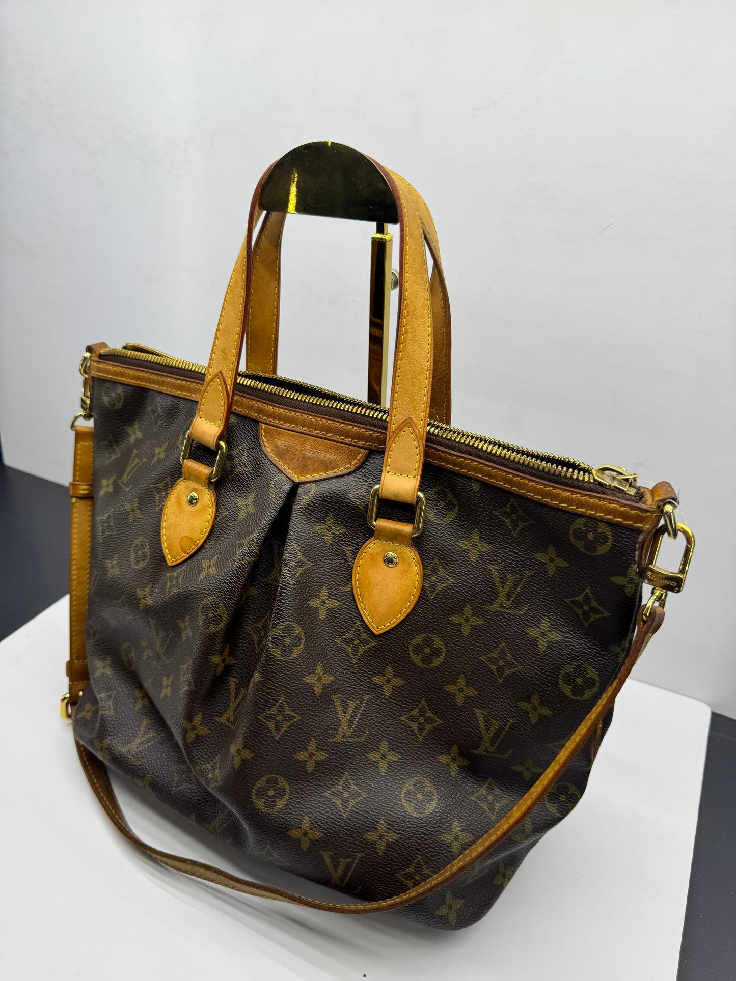 Louis Vuitton Palermo