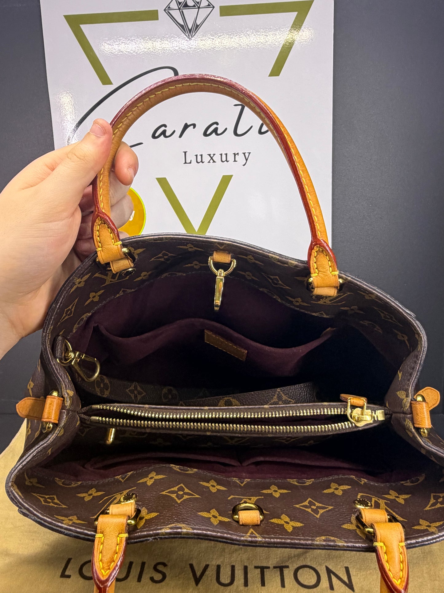 Louis Vuitton Montaigne