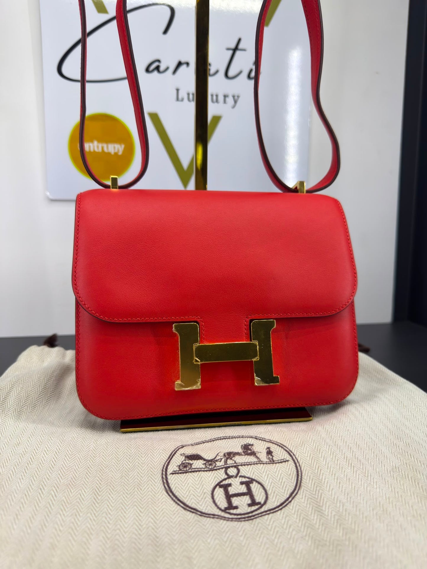 Hermès Constance 18