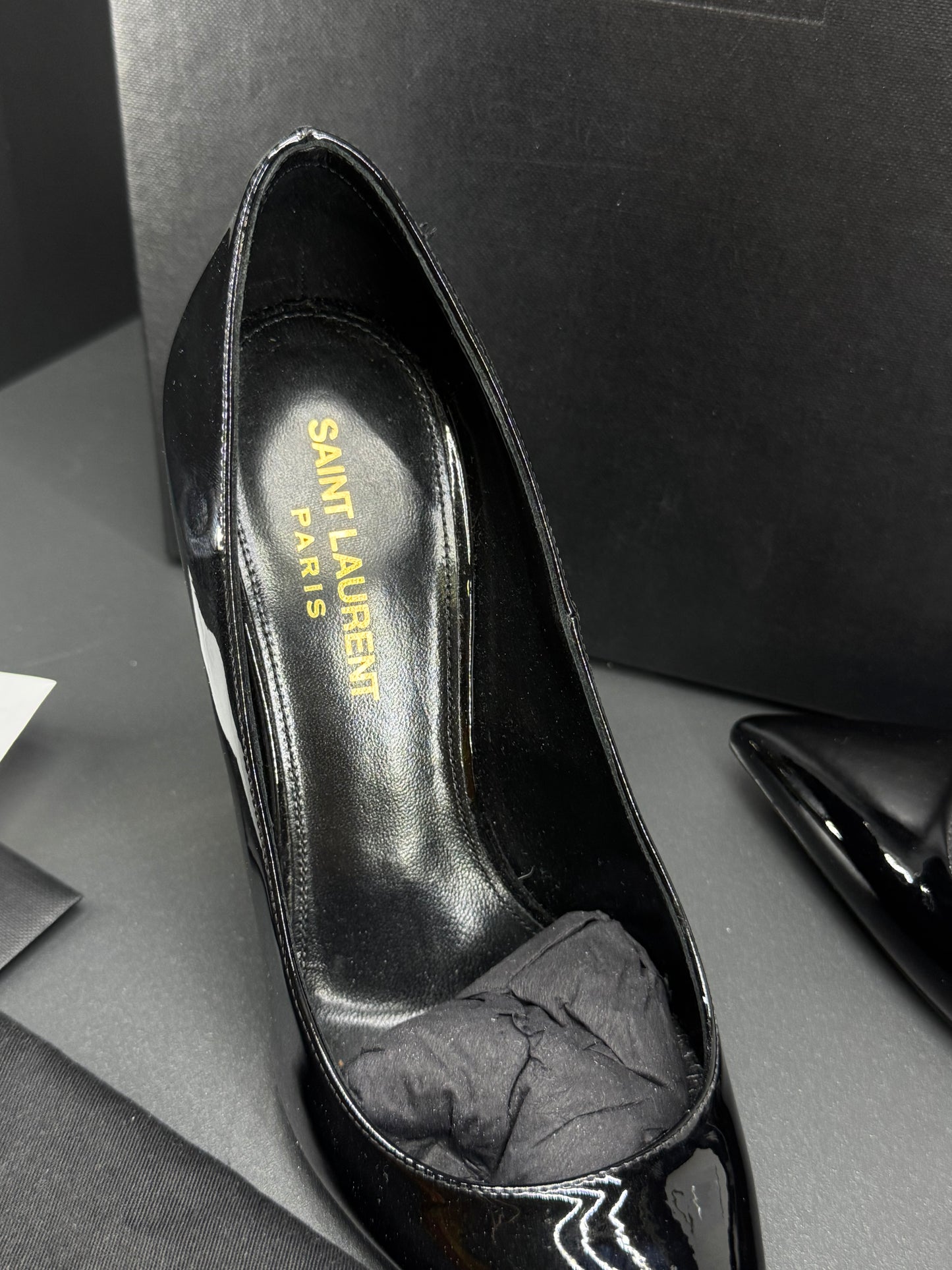 Saint Laurent DÉCOLLETÉ OPYUM CON TACCO DORATO IN VERNICE
