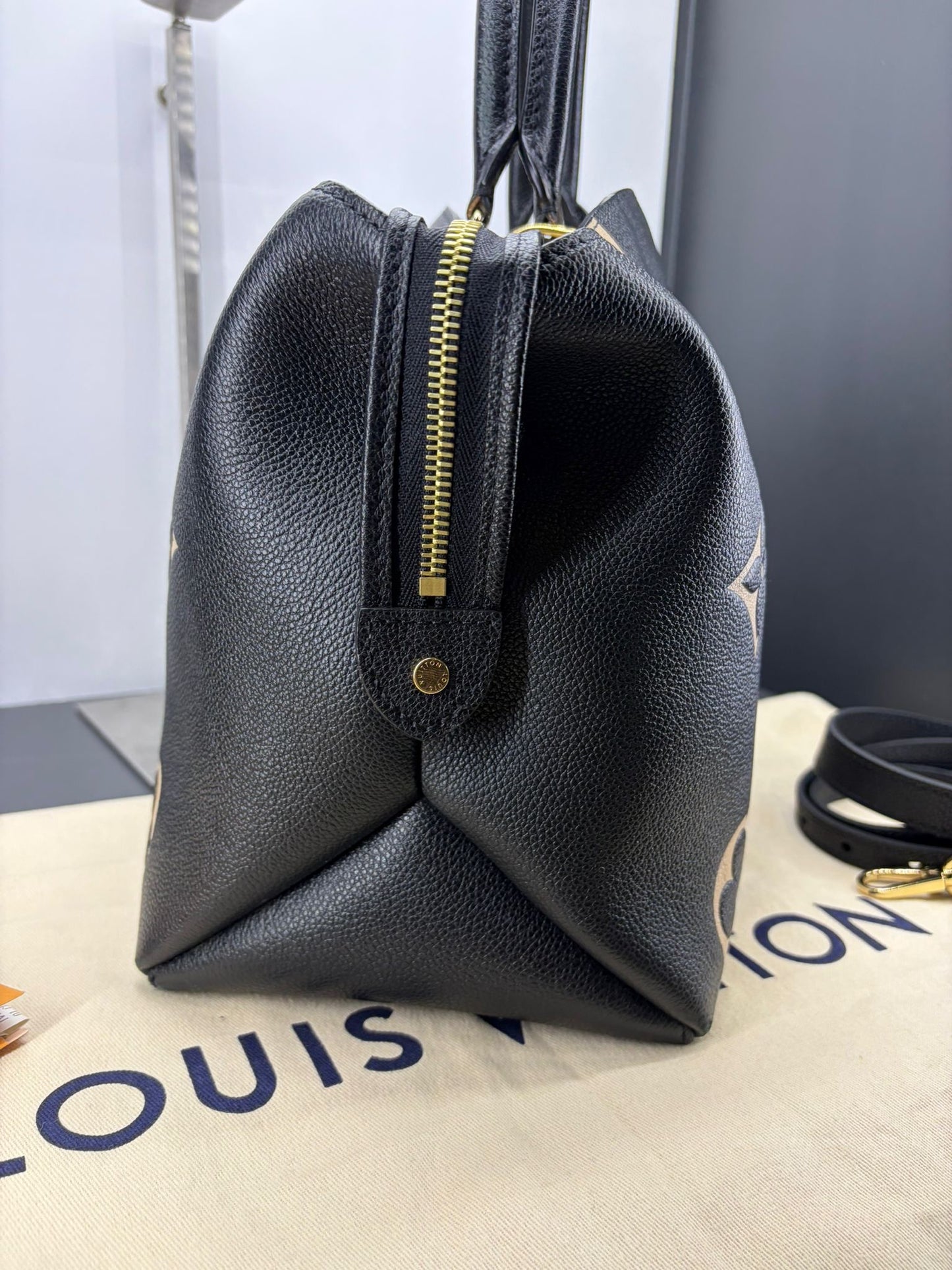 Louis Vuitton Grand Palais MM