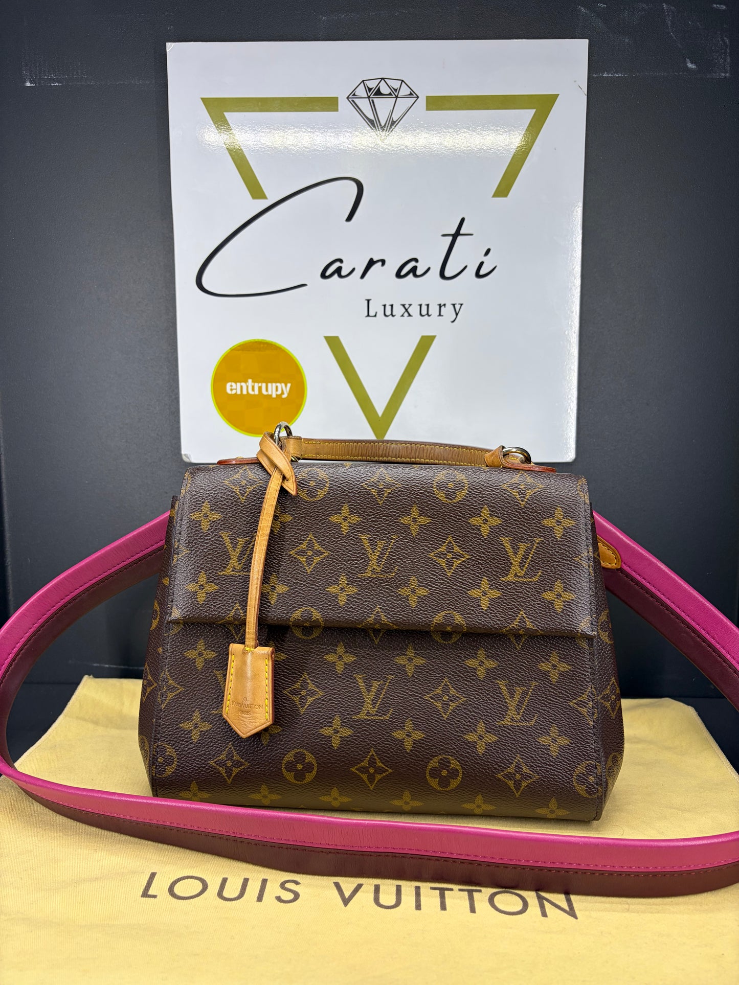 Louis Vuitton Cluny BB
