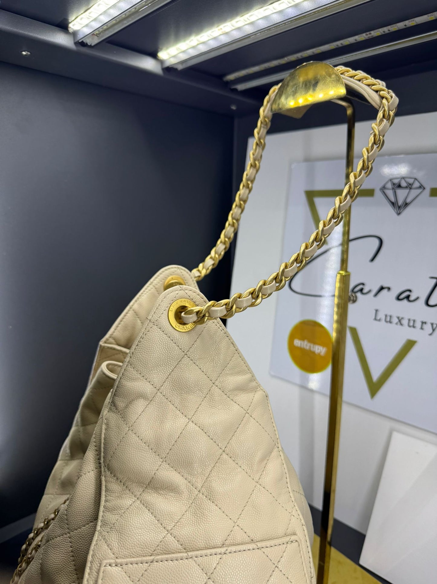 Chanel 25 Hobo Bag