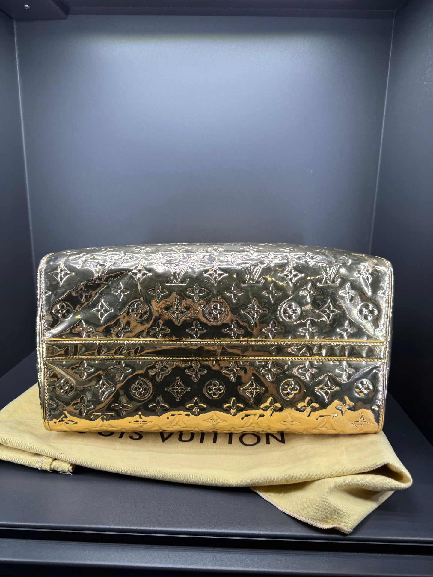 Louis Vuitton speedy 35 mirror gold